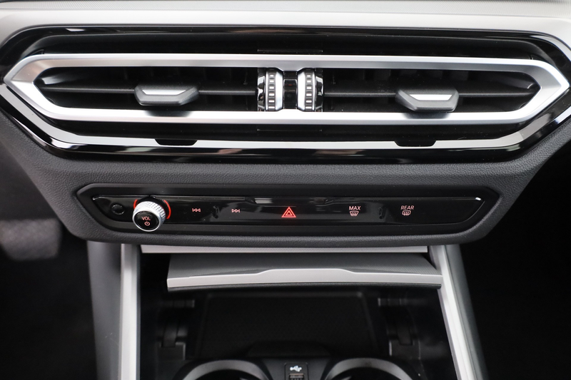 BMW 318 318i Touring LED Navi Kamera Spurhalte — photo 12