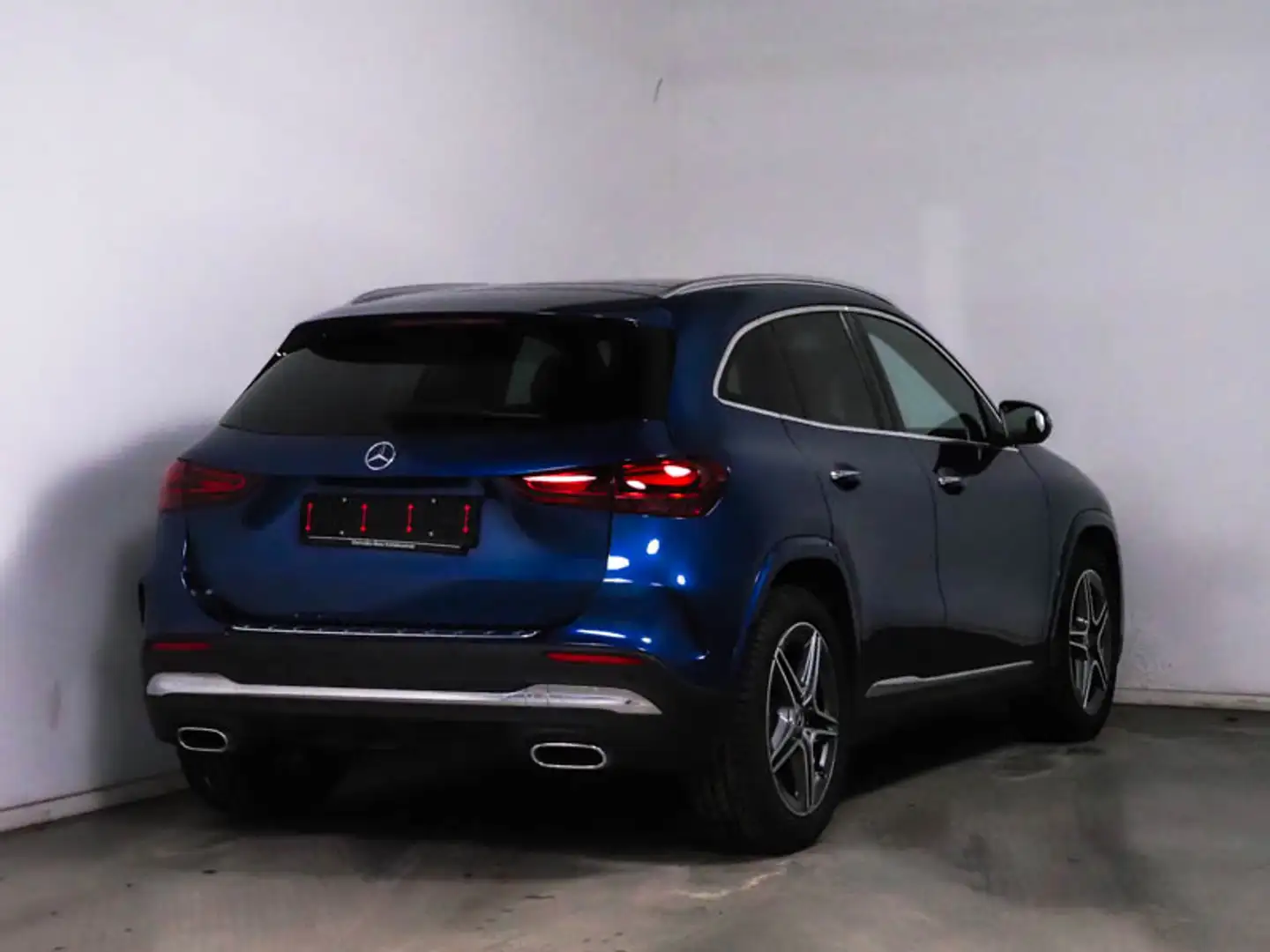 Mercedes-Benz GLA 200 AMG Premium+*Multibeam*Panorama*HUD*360° Blau - 2