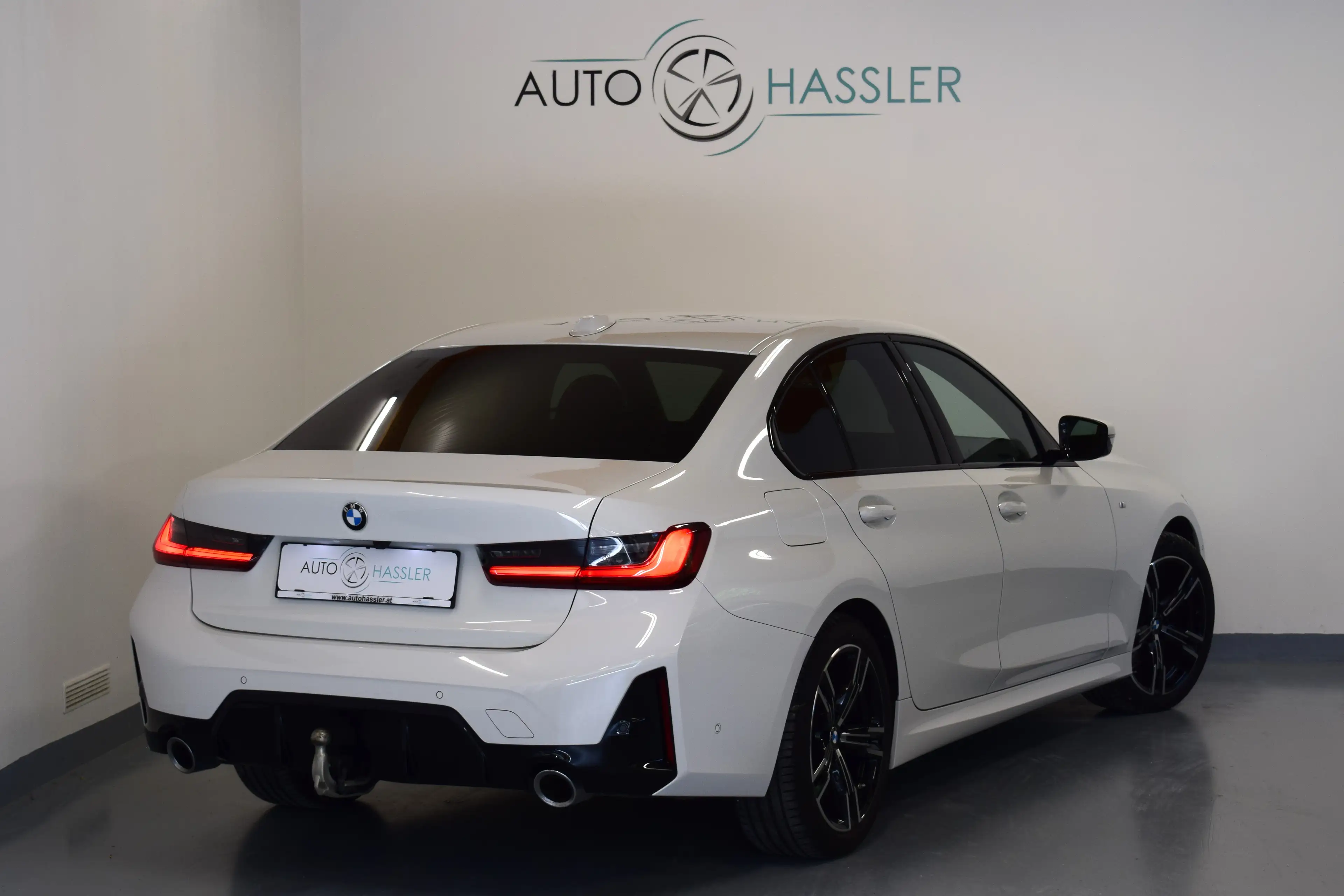 BMW 320 d M Sport — photo 3