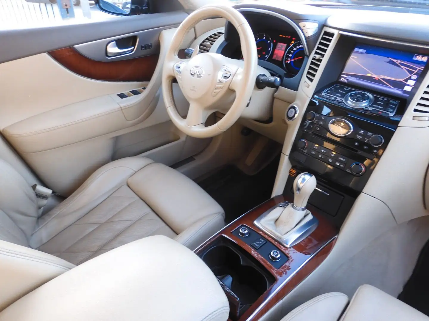 Infiniti FX 30d S GT AWD*EGSD*KAMERA*21 ZOLL*BOSE* Negru - 2