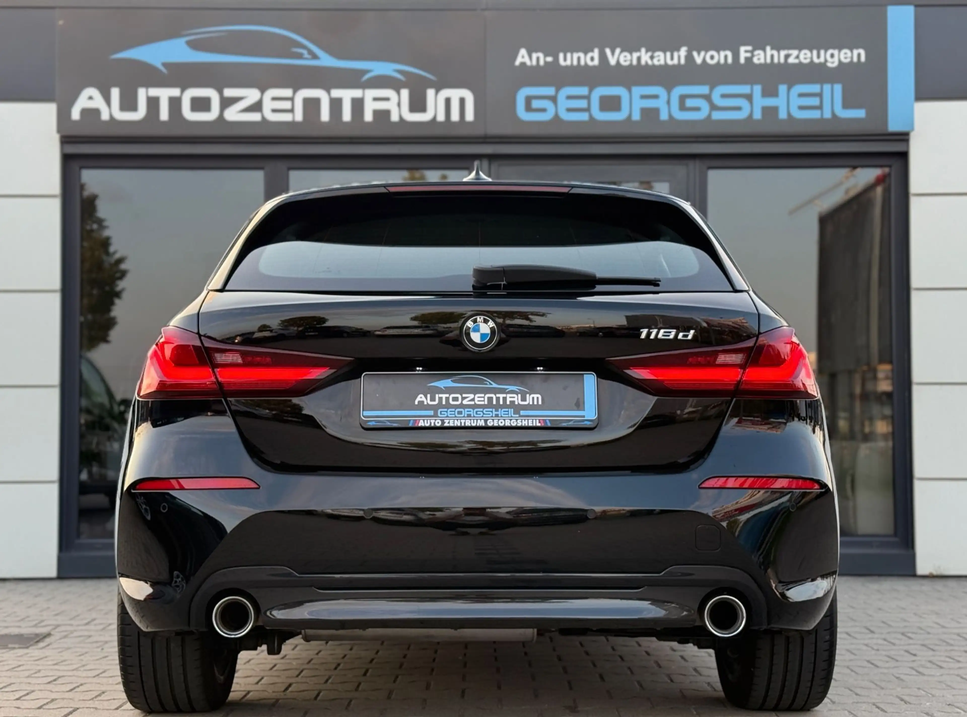 BMW 118 d Sport Line/LED/Digital-Cockpit/Keyless-GO — photo 9