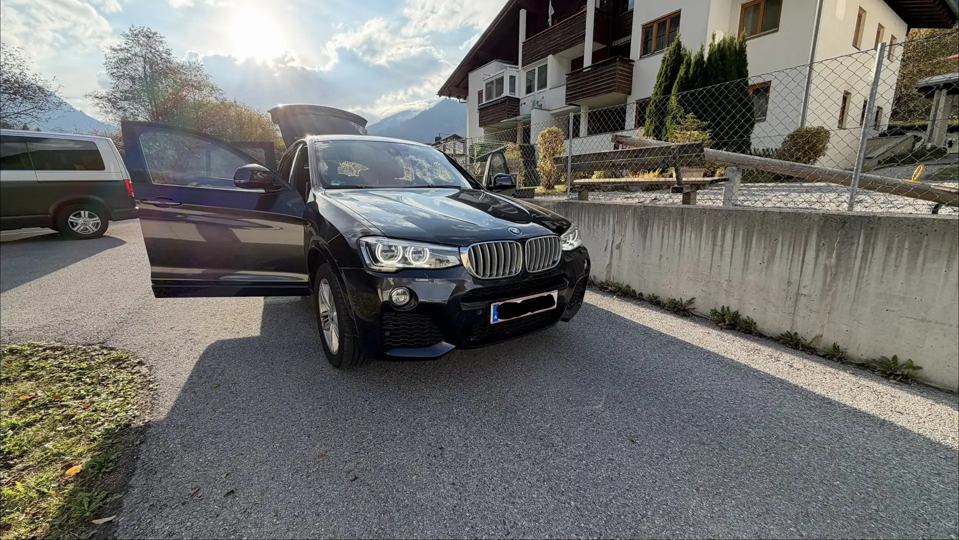 BMW X4 X4 xDrive35i Aut. Schwarz - 2