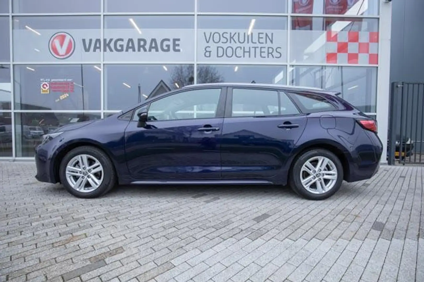 Toyota Corolla Touring Sports 1.8 Hybrid Business | Stoelverwarmi Blau - 2
