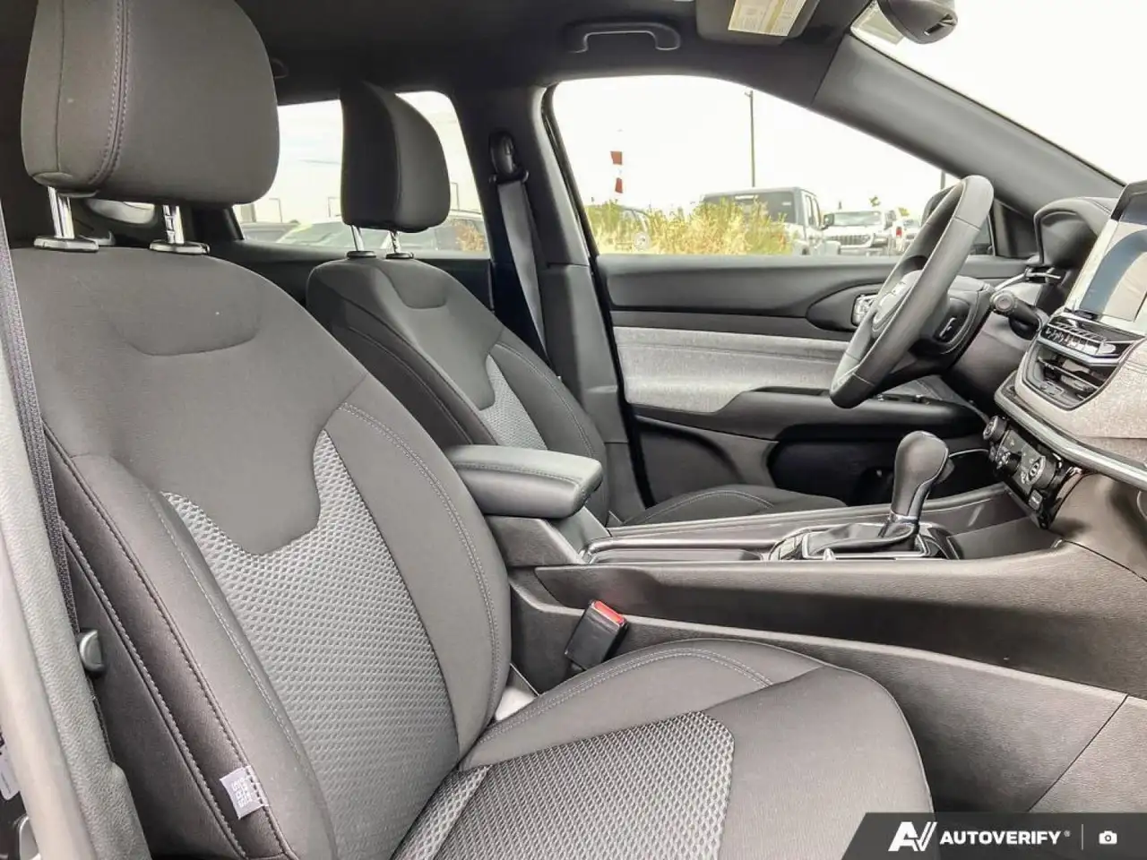 Jeep Compass снимка Jeep Compass