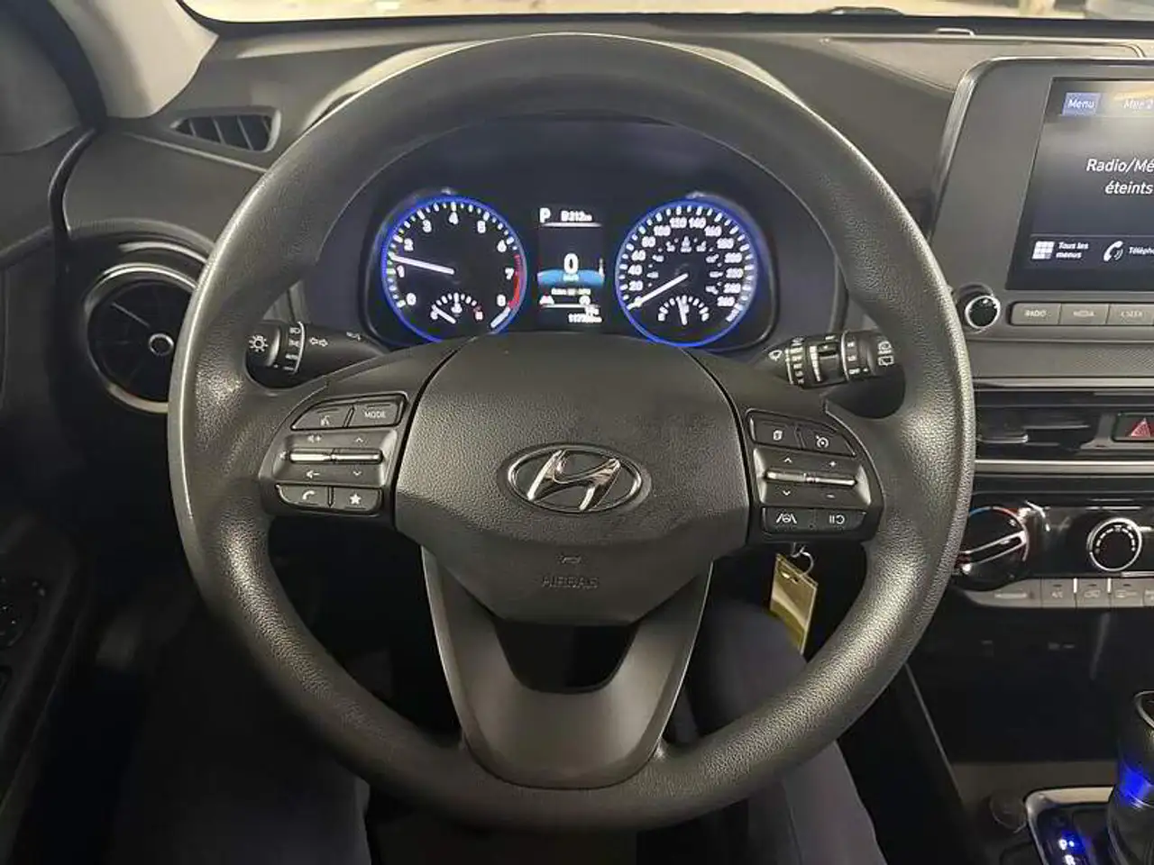 Hyundai KONA снимка Hyundai KONA