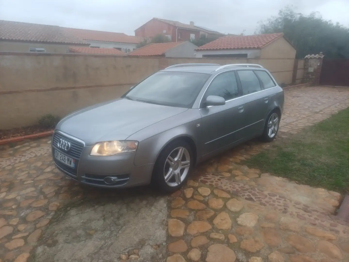 Audi A4 Avant 2.0 TDI S-Line Quattro DPF - 1