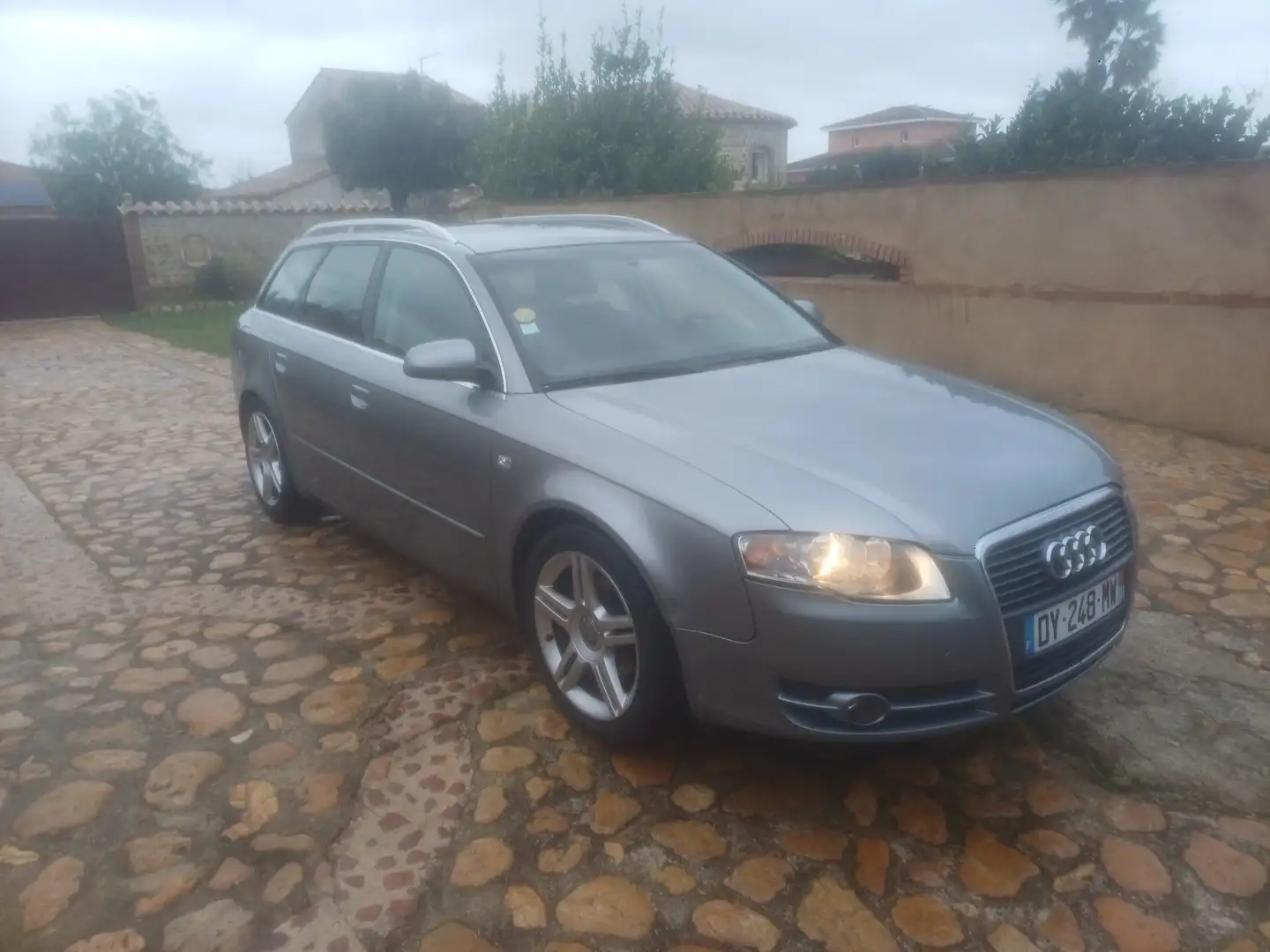 Audi A4 Avant 2.0 TDI S-Line Quattro DPF - 2