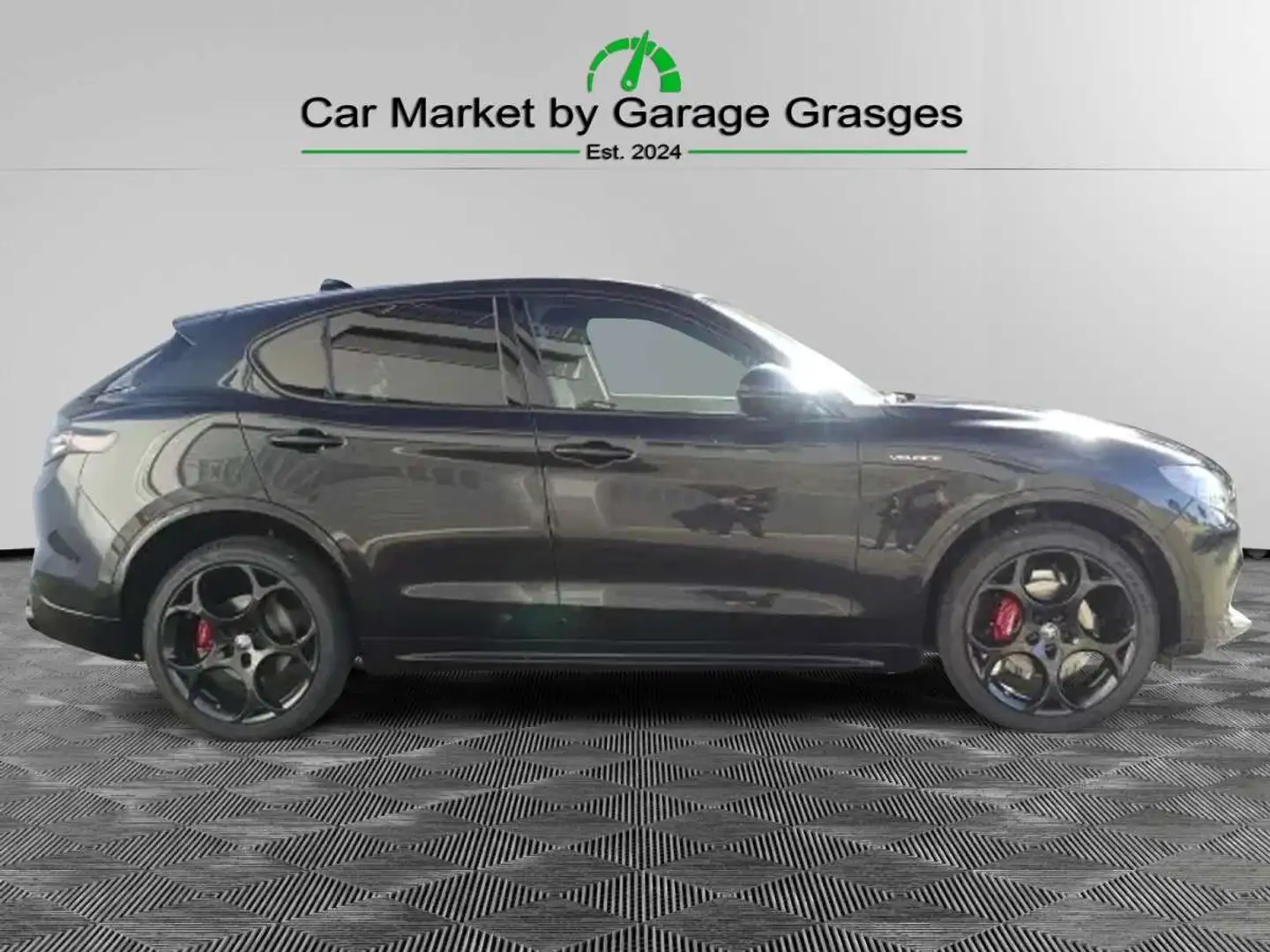 Alfa Romeo Stelvio My25 Veloce 2.0 Turbo Q4 Noir - 2