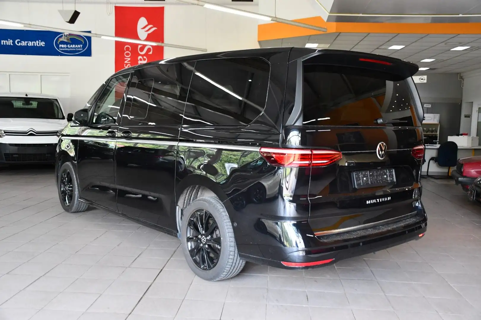 Volkswagen T7 Multivan Style lang DSG Highline IQ uvm... Schwarz - 2