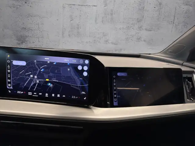 Audi Q4 e-tron view 14