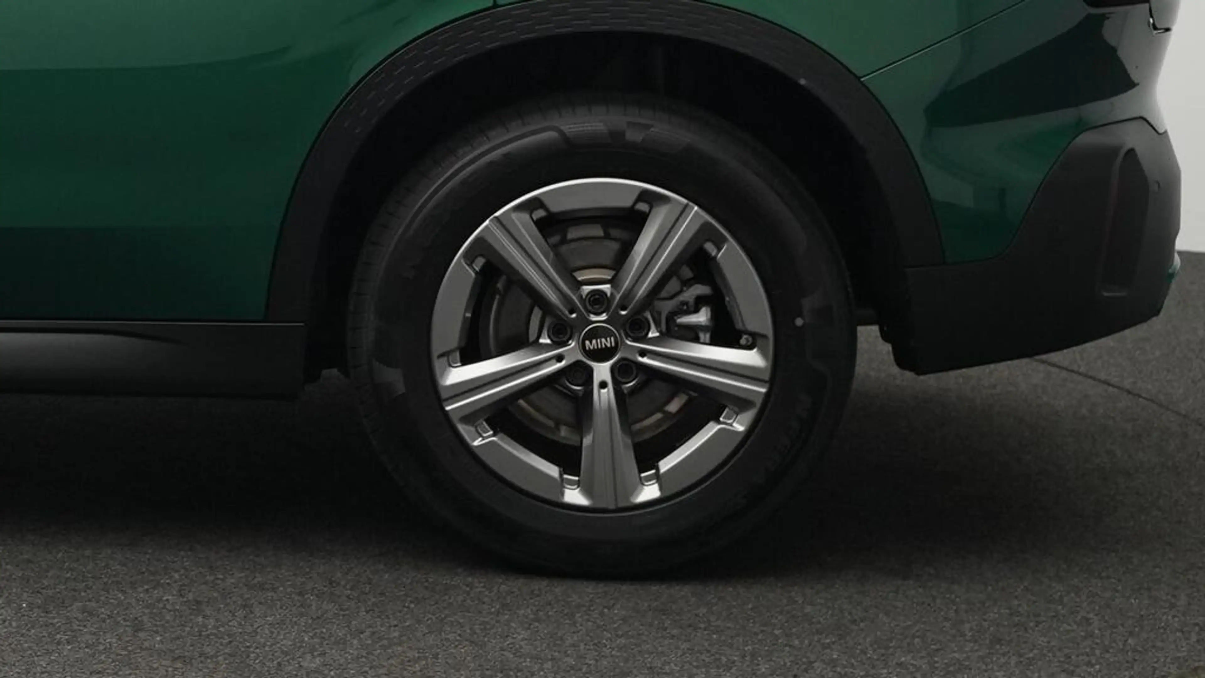 MINI Countryman C Classic Trim — photo 11