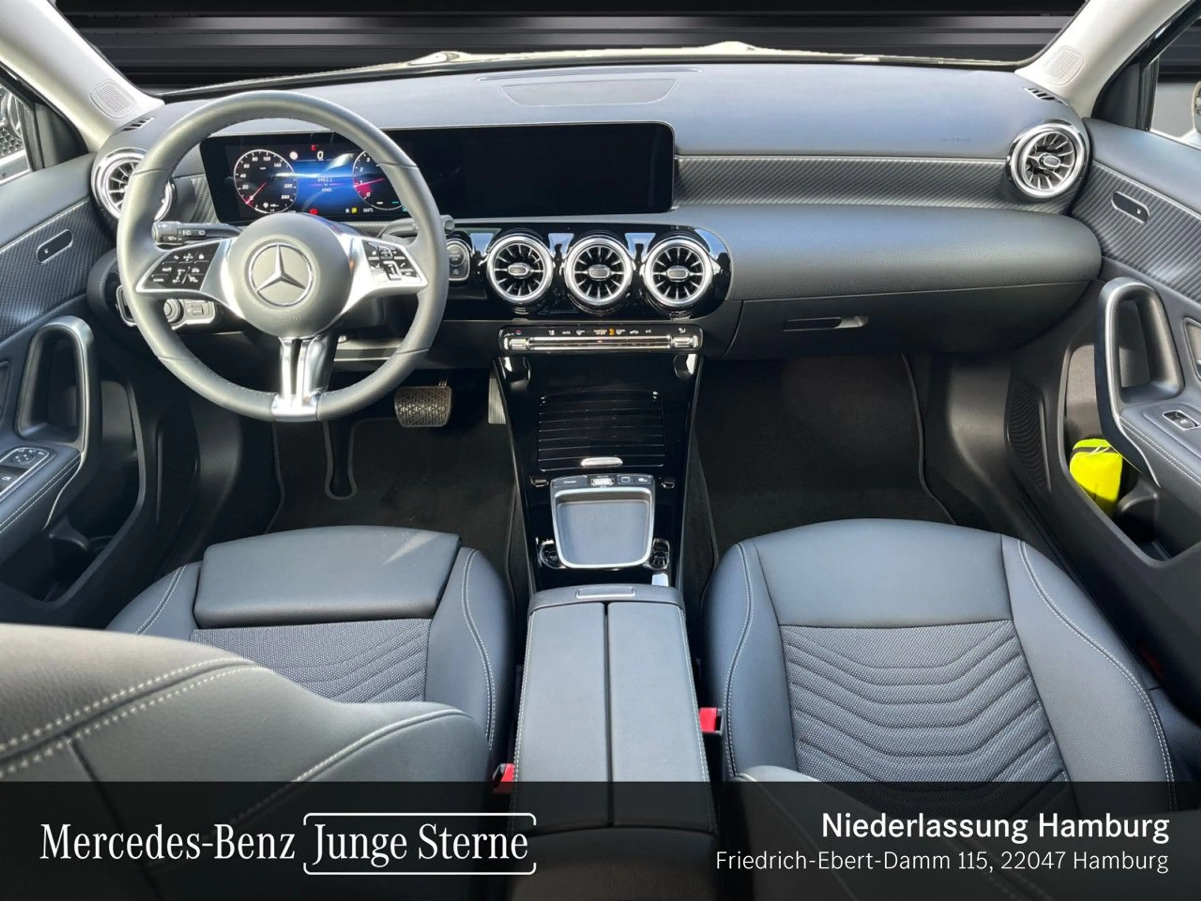 Mercedes-Benz A 200 PROGRESSIVE+LED+KAMERA+KEYLESS+7G — photo 13