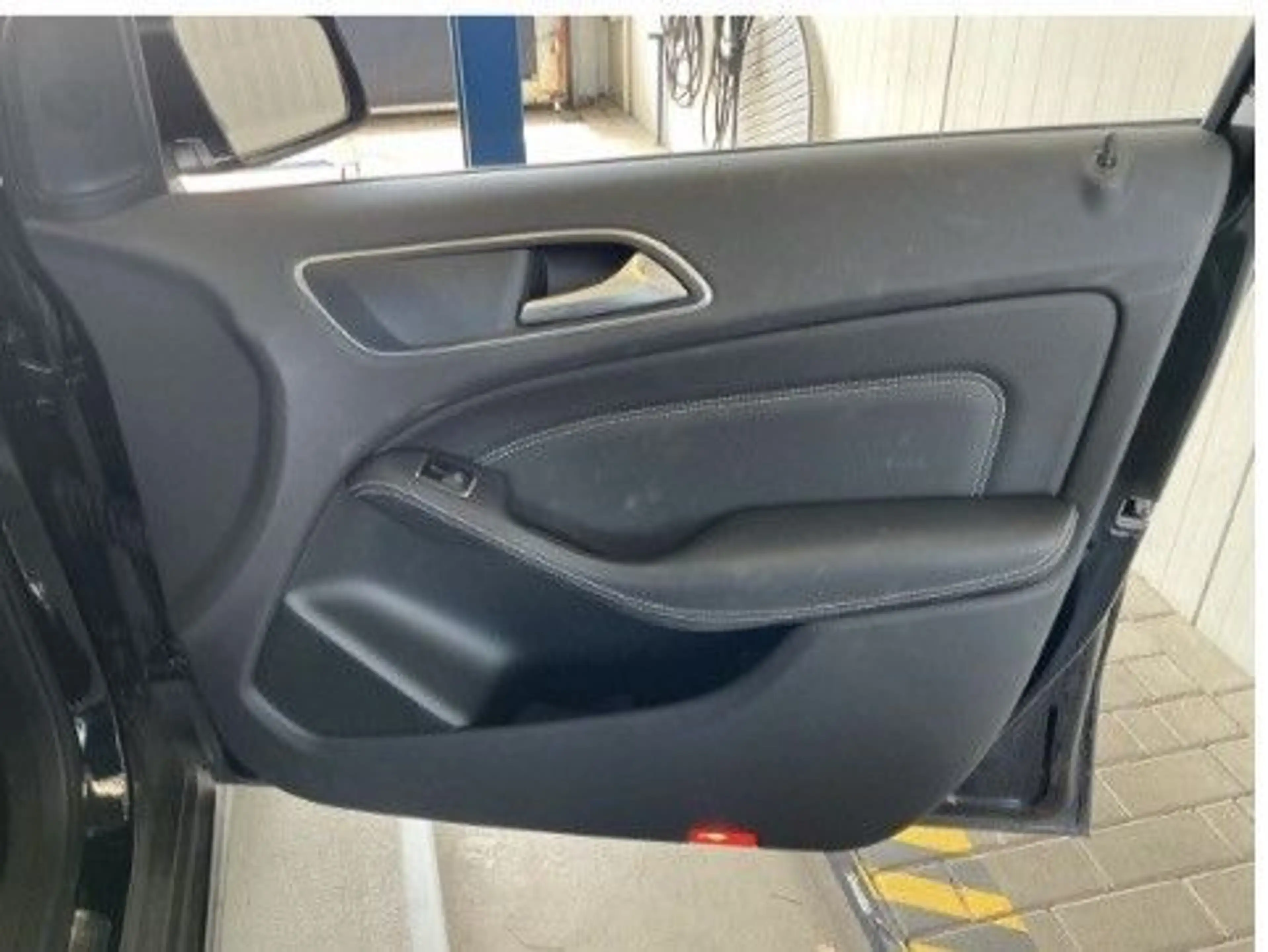 Mercedes-Benz B 200 URBAN/NAVI/17Z/SHZ/PDC/ISOFIX/LEDER/EURO 6 — photo 9