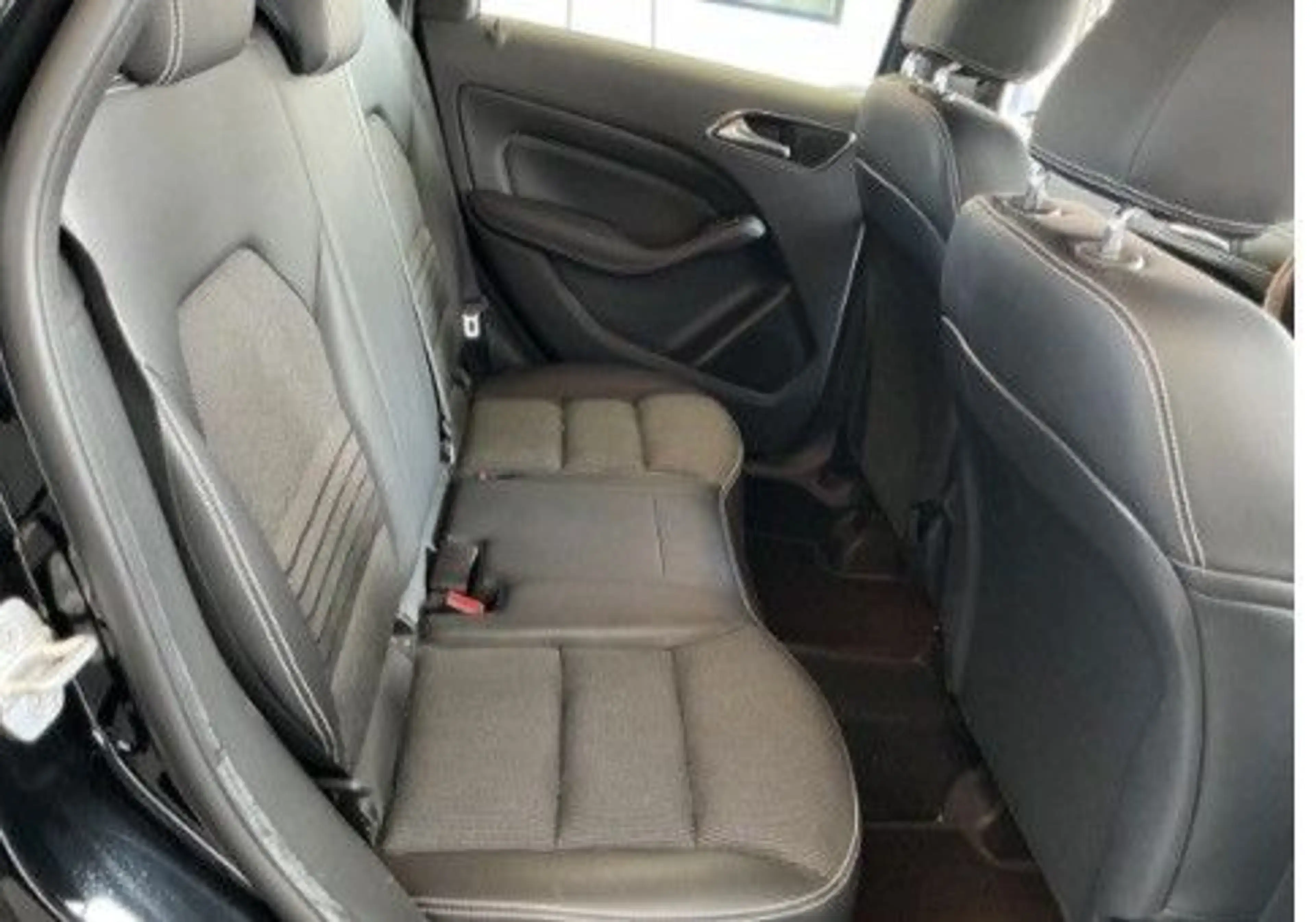 Mercedes-Benz B 200 URBAN/NAVI/17Z/SHZ/PDC/ISOFIX/LEDER/EURO 6 — photo 6
