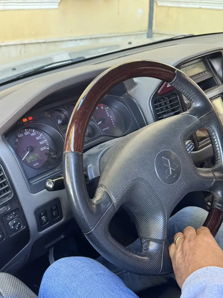 Mitsubishi Pajero 3p 3.2 tdi 16v di-d GLX, foto 8