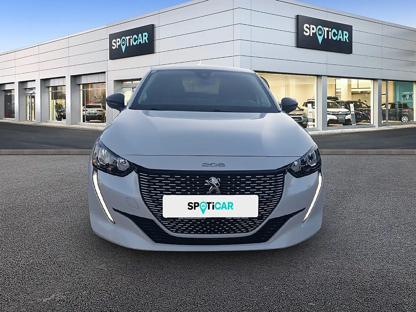 Peugeot e-208 50kWh Allure Pack Weiß - 2