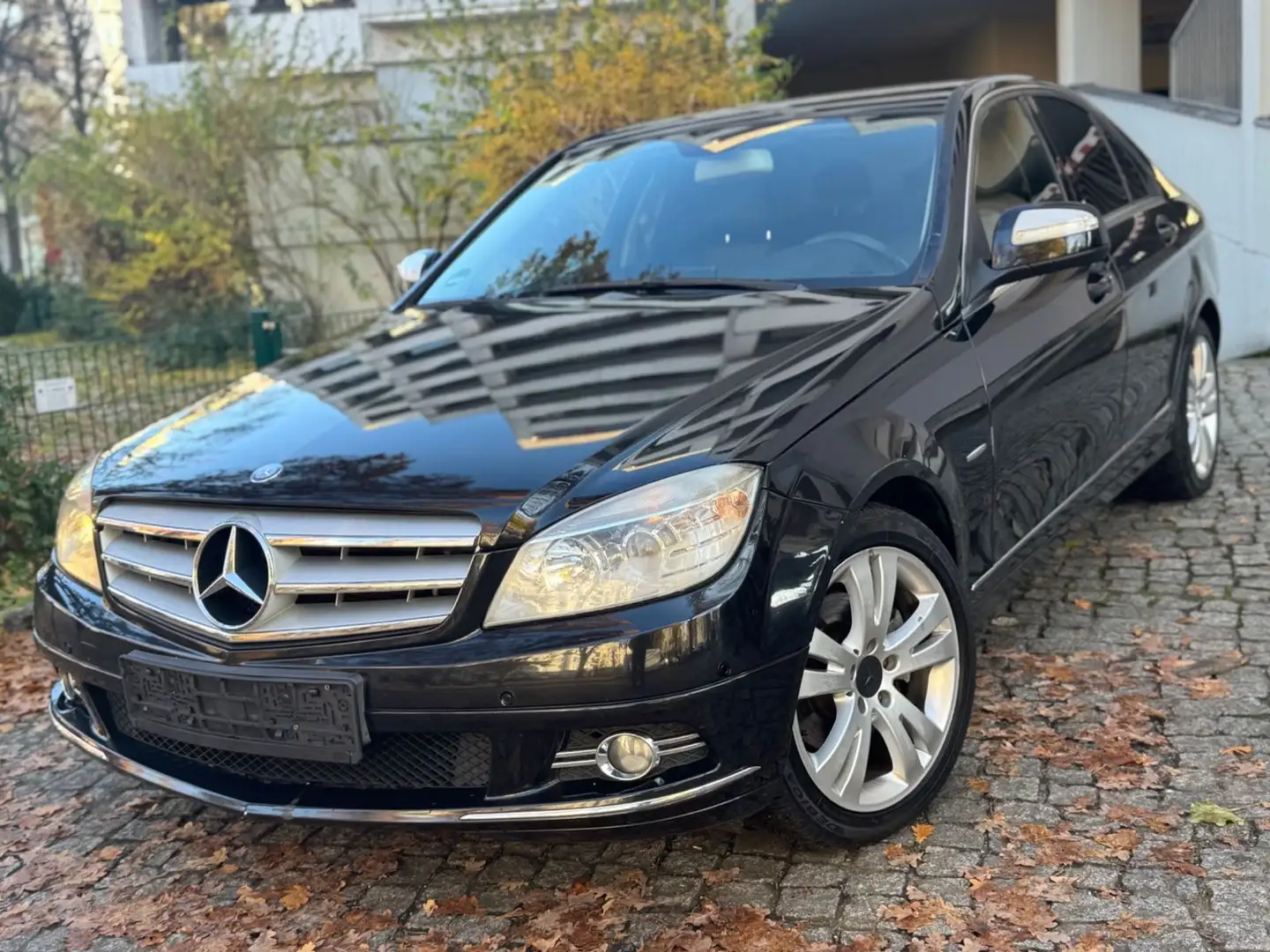 Mercedes-Benz C 220 CDI Limousine/Teilleder/ISOFIX/NAVI/KLIMA Schwarz - 1