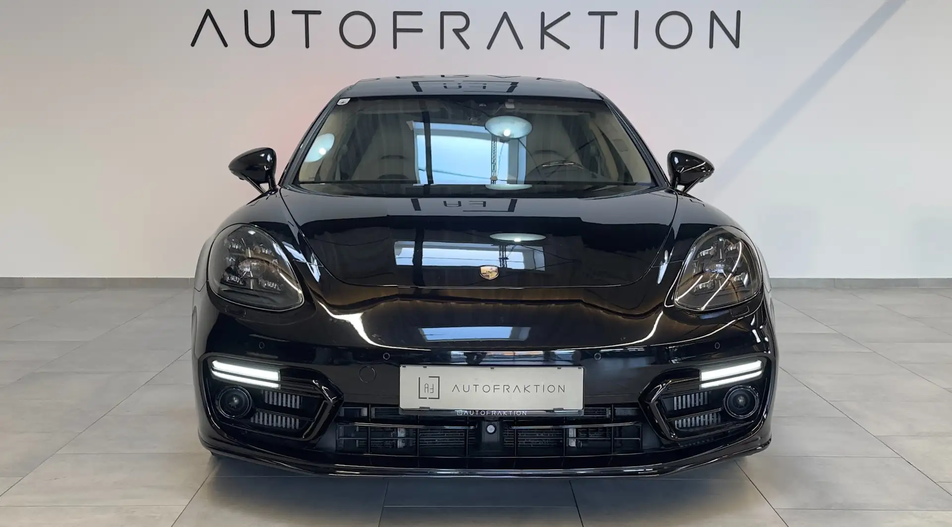 Porsche Panamera Turbo S E-Hybrid Executive Noir - 2