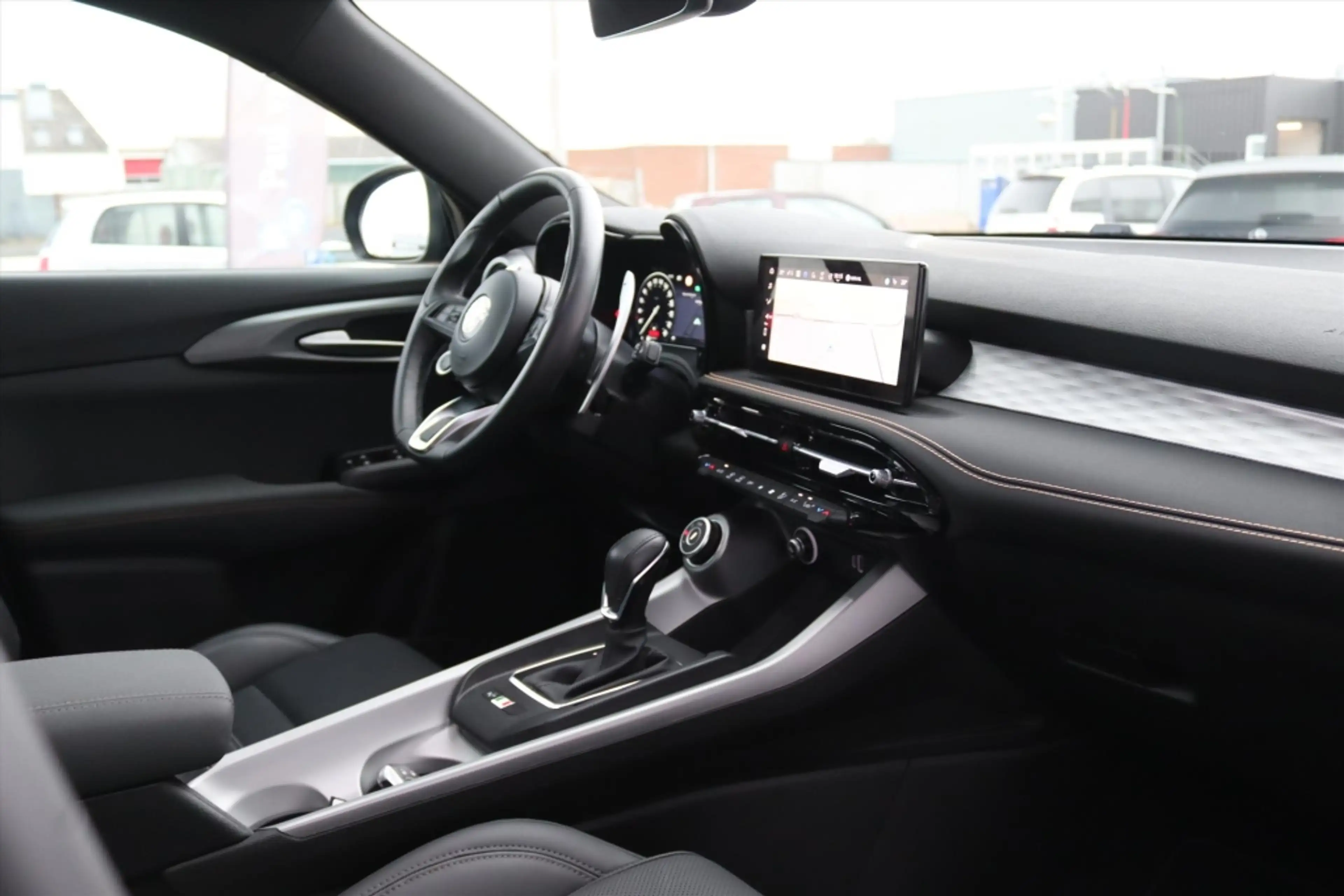 Alfa Romeo Tonale 1.5T HYBRID 160PK VELOCE Panodak | Leer | Camera | — photo 8