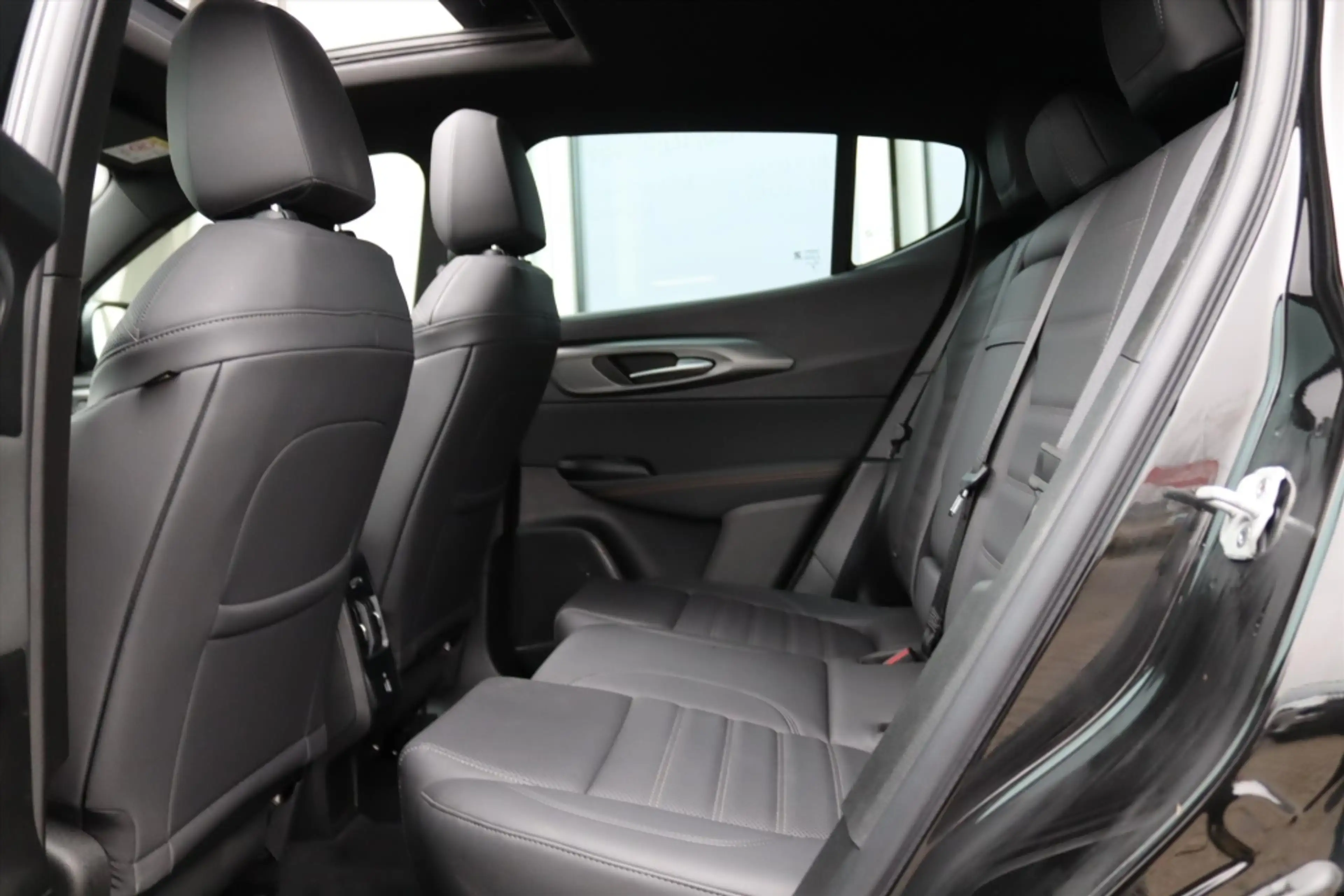 Alfa Romeo Tonale 1.5T HYBRID 160PK VELOCE Panodak | Leer | Camera | — photo 12