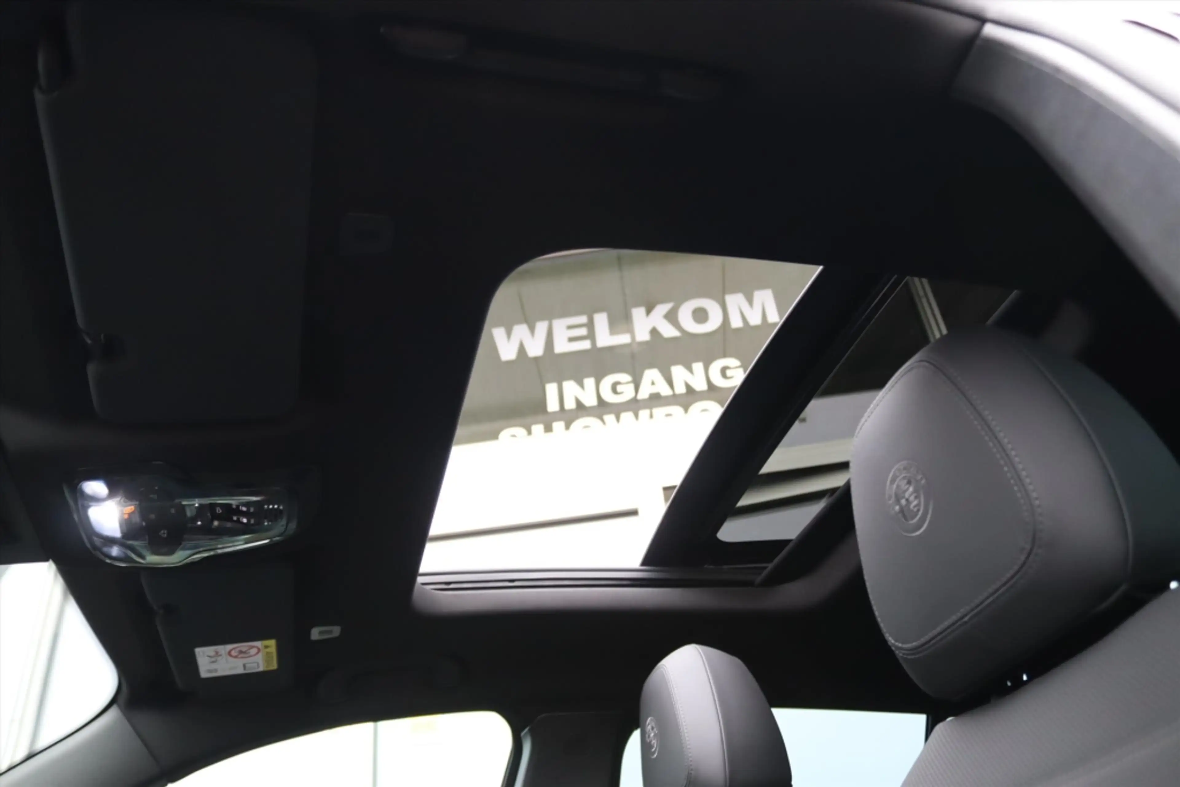 Alfa Romeo Tonale 1.5T HYBRID 160PK VELOCE Panodak | Leer | Camera | — photo 20