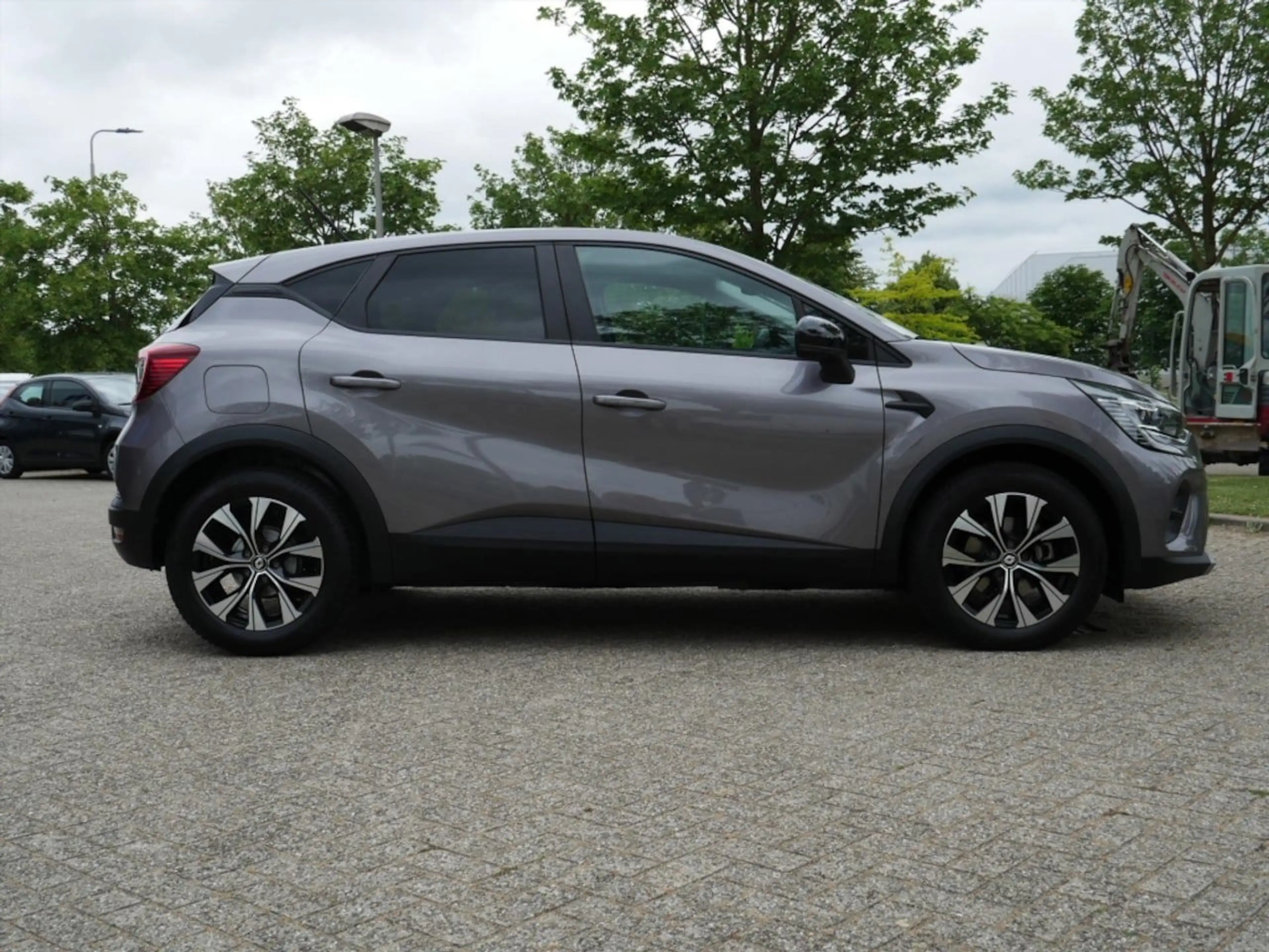 Renault Captur 1.6 E-Tech Hybrid 145 R.S. Line — photo 13
