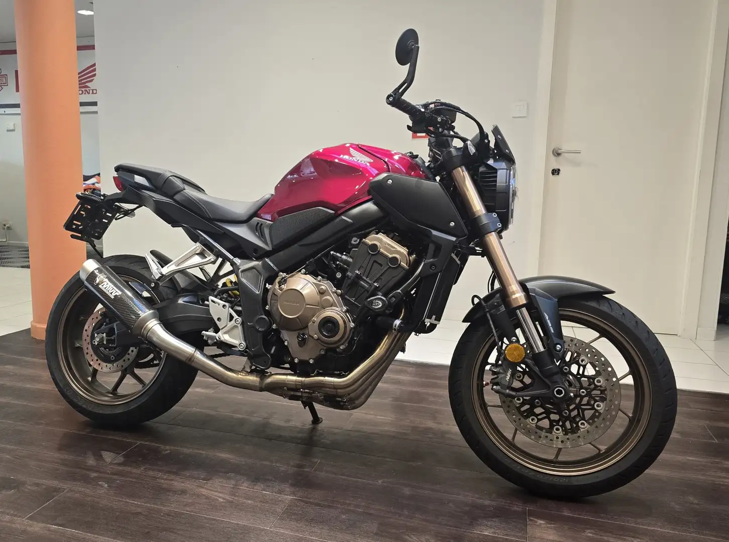 Honda CB 650 R Rouge - 2