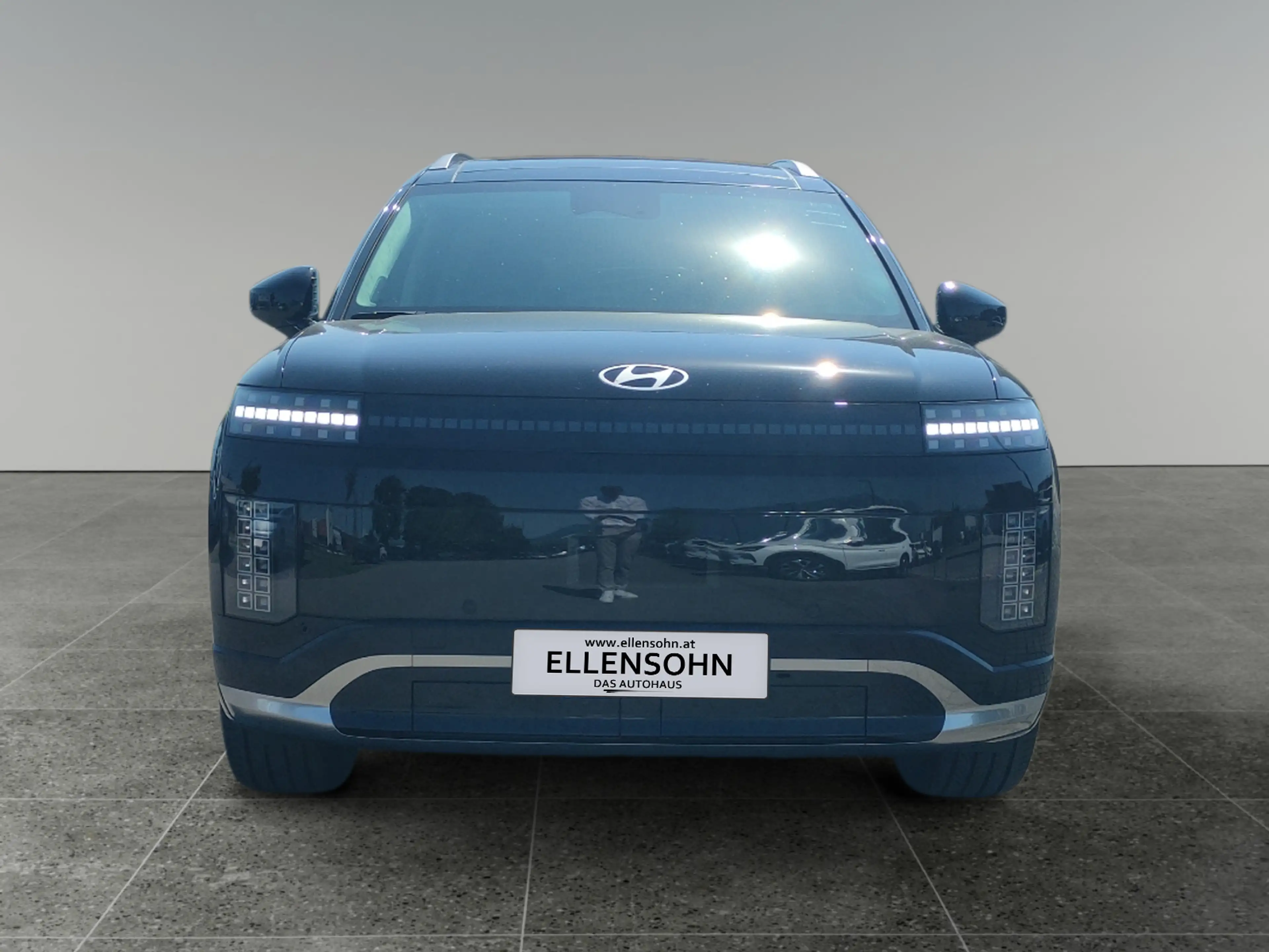 Hyundai IONIQ 9 Calligraphy 110 kWh 4WD Performance — photo 8