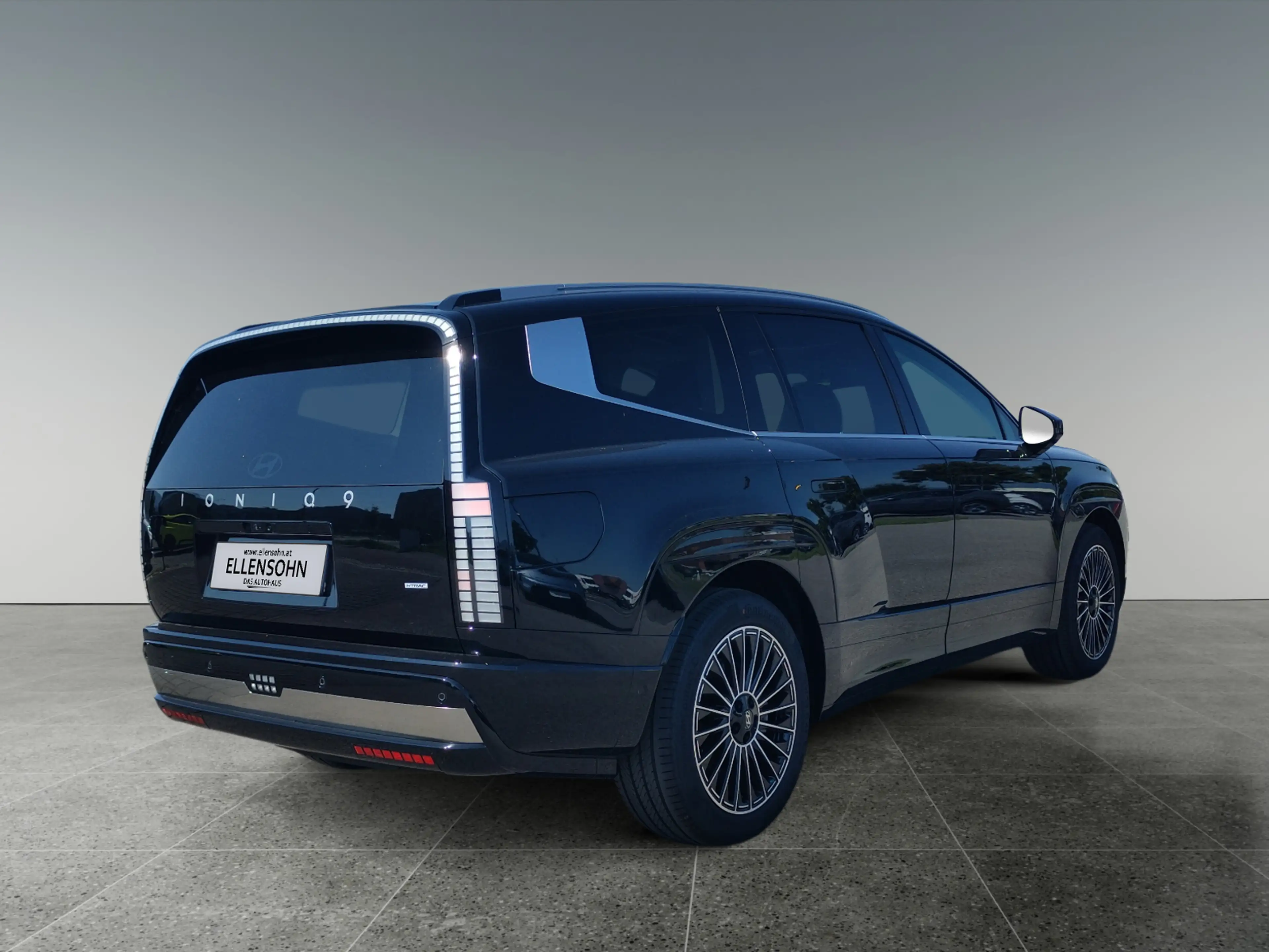Hyundai IONIQ 9 Calligraphy 110 kWh 4WD Performance — photo 5