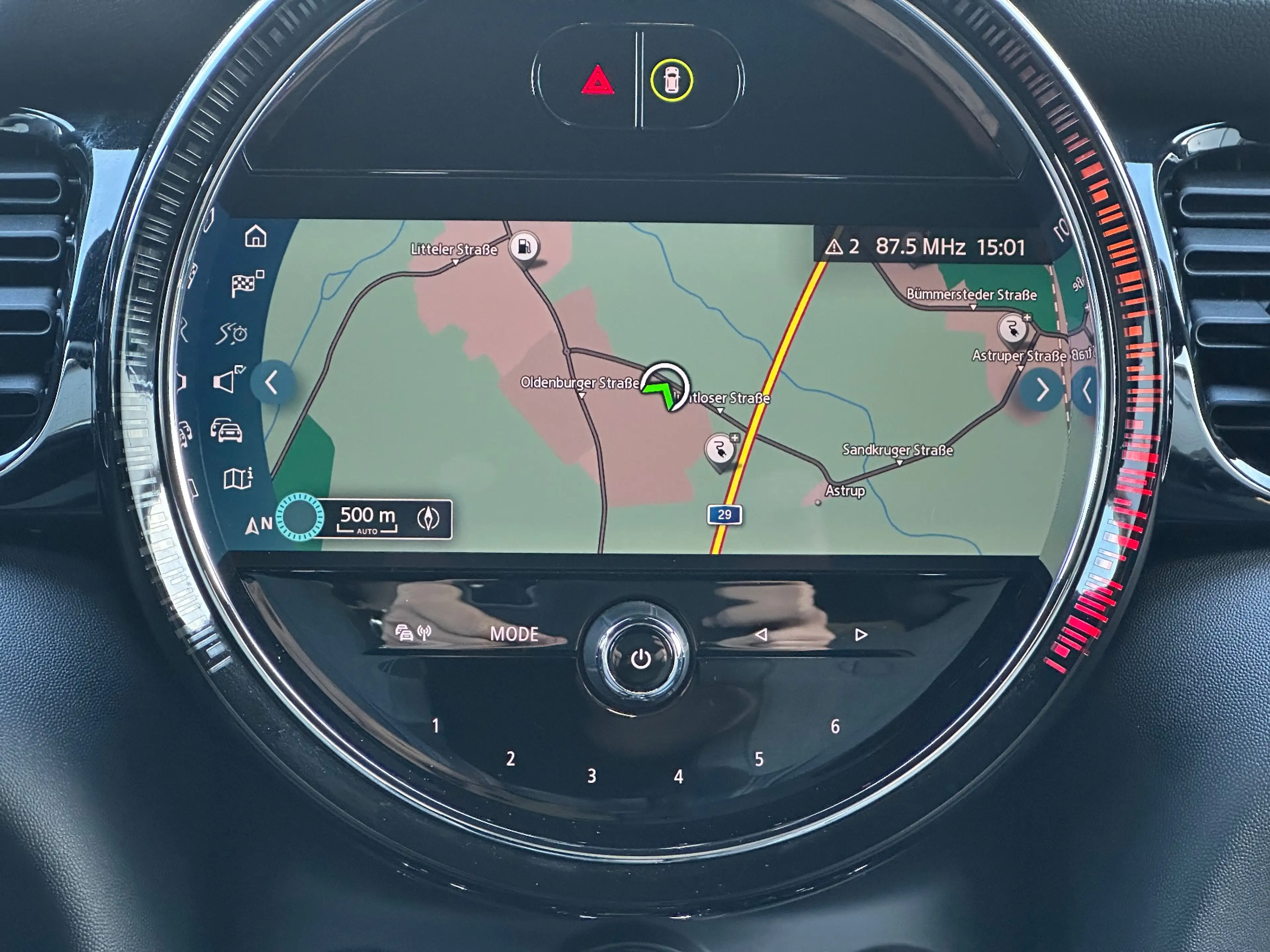 MINI Cooper SE Classic Trim NAV+LED+SHZ+KEYLESS+PDC+DAB+KLIMA — photo 15