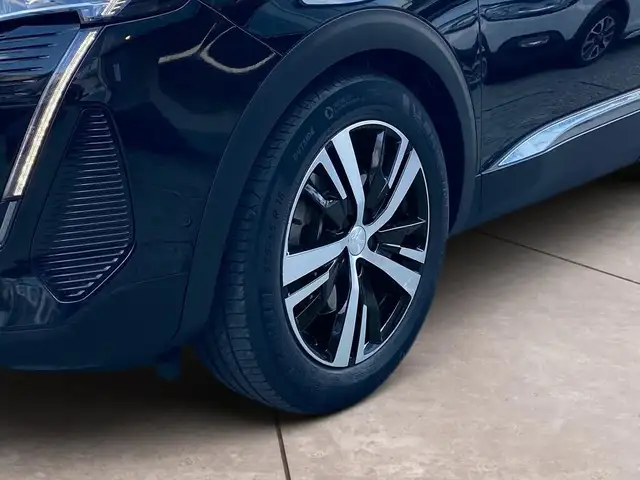 Peugeot 3008 view 15