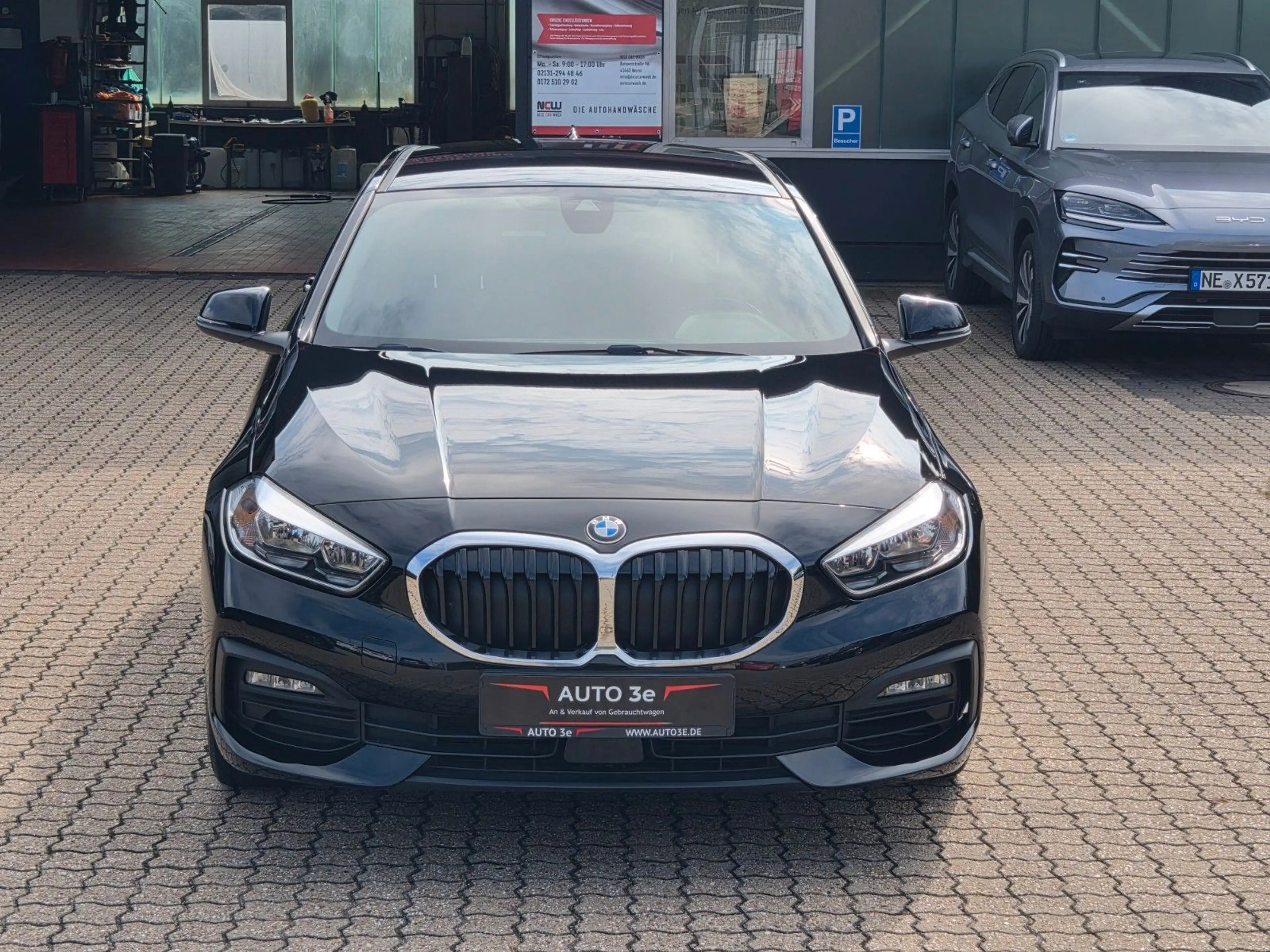 BMW 118 i Advantage Navi PDC... — photo 3