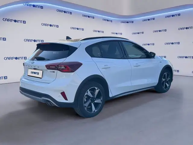 Ford Focus view 5