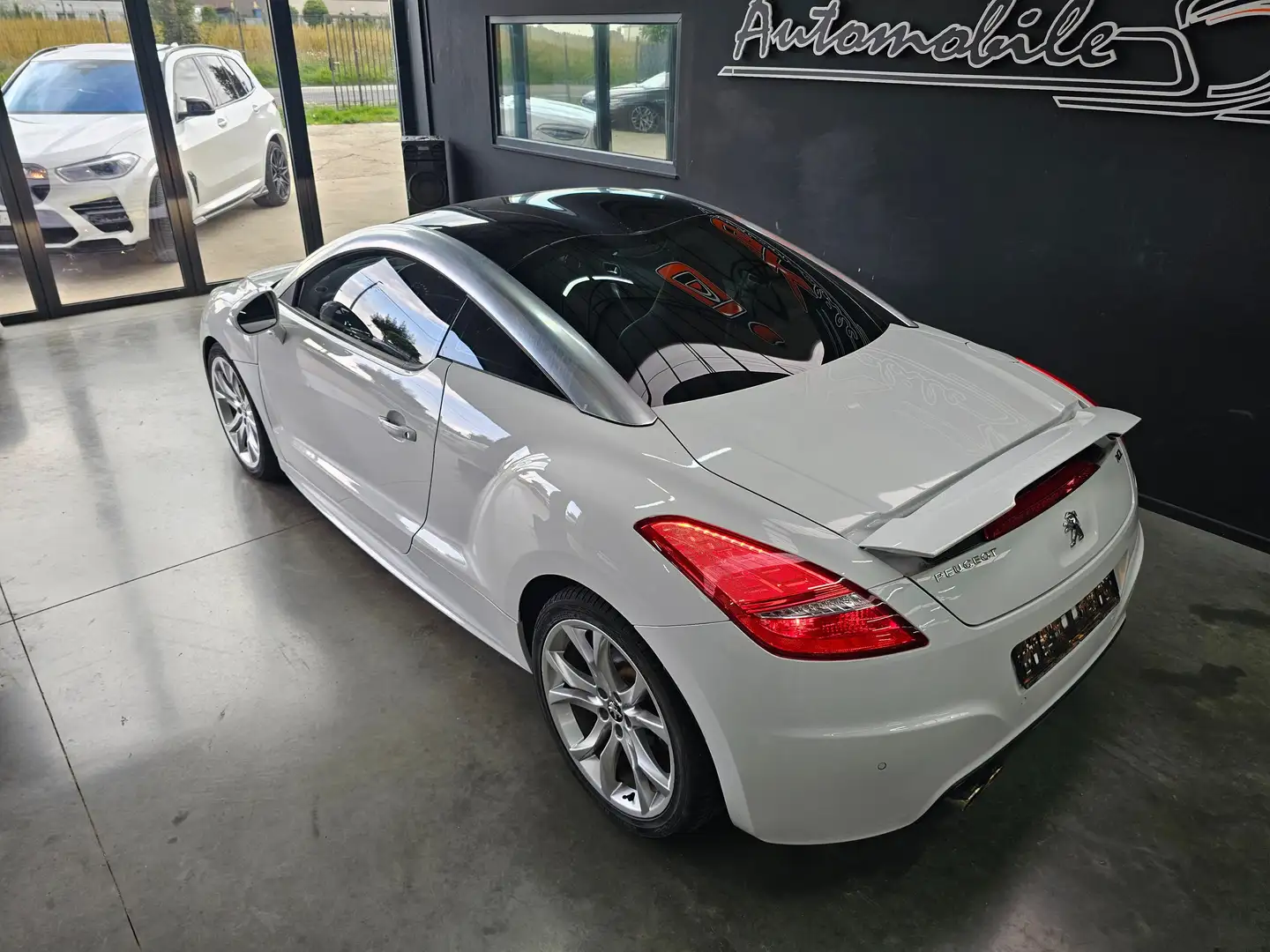 Peugeot RCZ 1.6 THP // Xenon // Cuir // GPS Blanc - 2