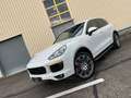 Porsche Cayenne Porsche Cayenne - thumbnail 2