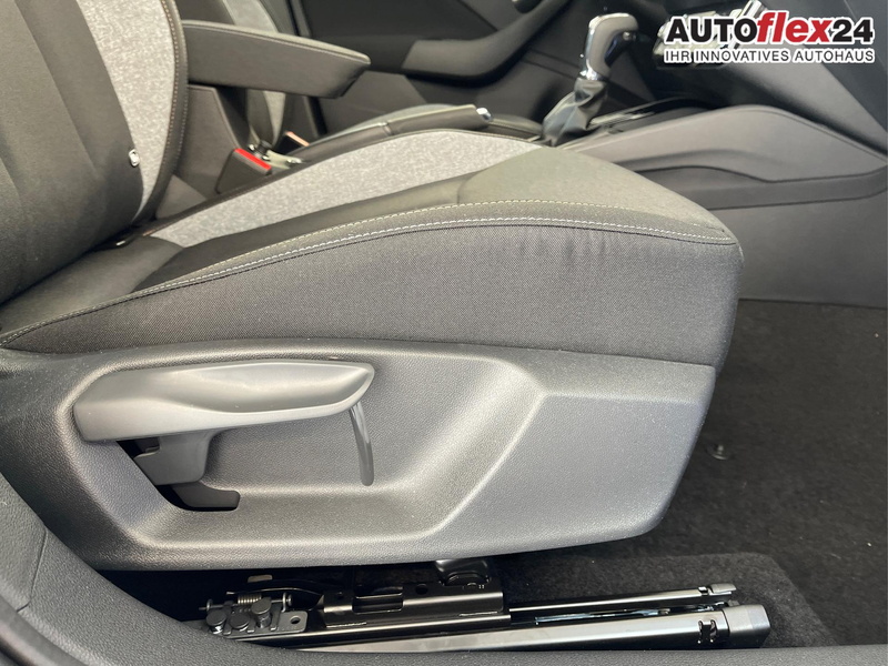 Skoda Scala Selection 115PS DSG GV5+AHK+Kamera+Kessy+PDC+Si... — photo 14