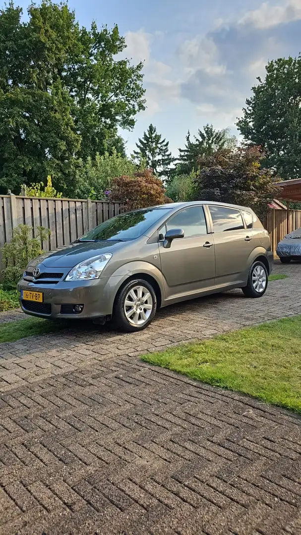 Toyota Corolla Verso 1.8 VVT-i Dynamic Gri - 1