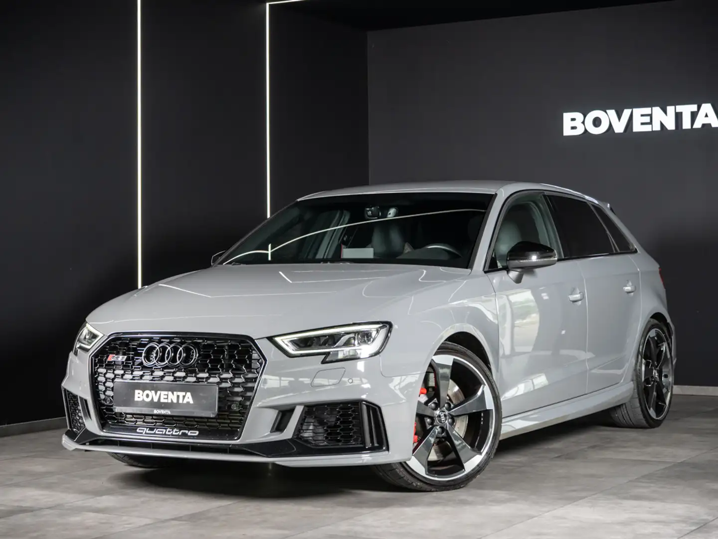 Audi RS3 Sportback 2.5 TFSI quattro *RS-SPORTSITZ*SPORTAGA* Grau - 1