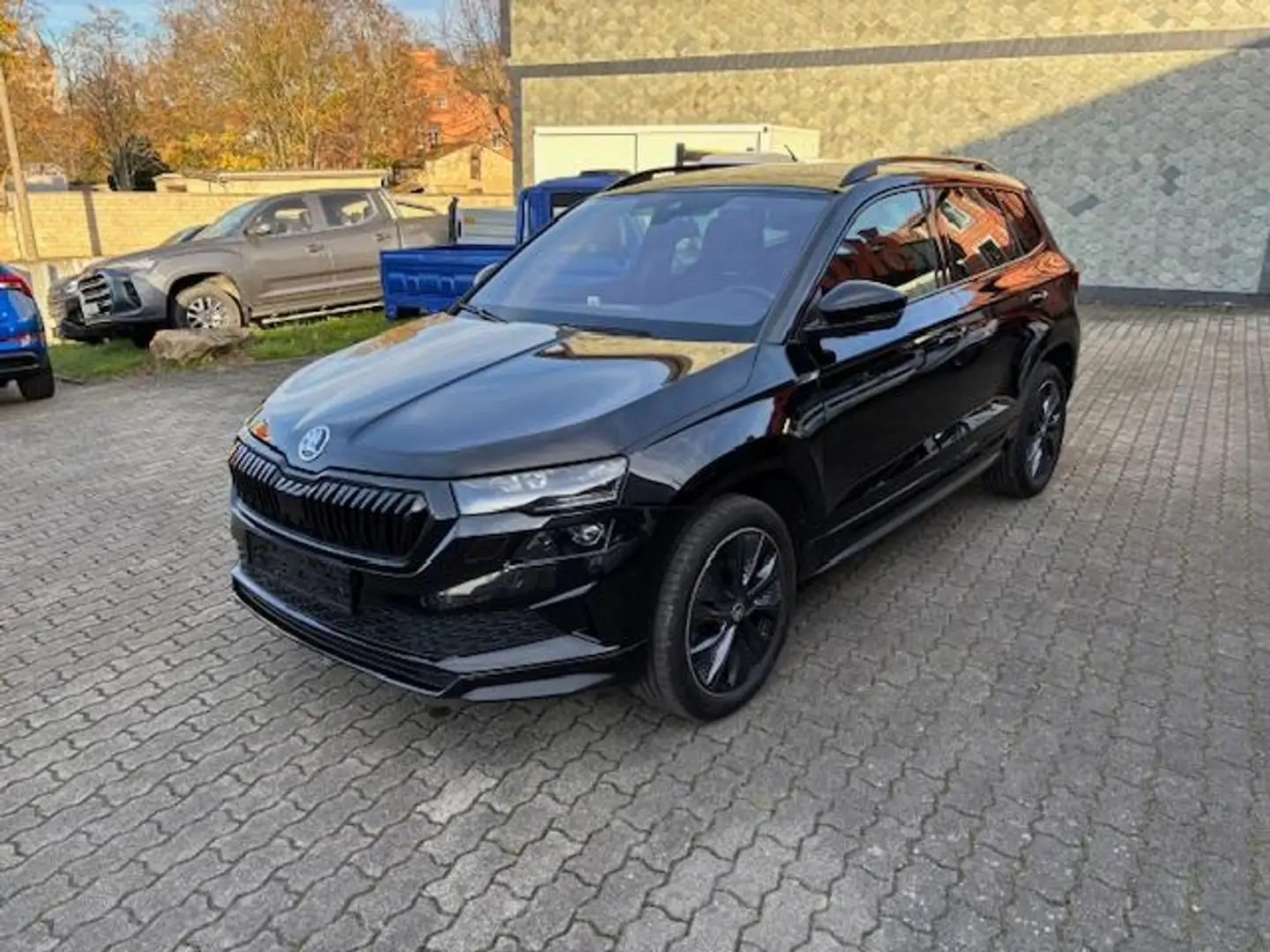 Skoda Karoq 1.5 TSI DSG Sportline+MATRIX+NAVI+ACC+DCC+ Noir - 2