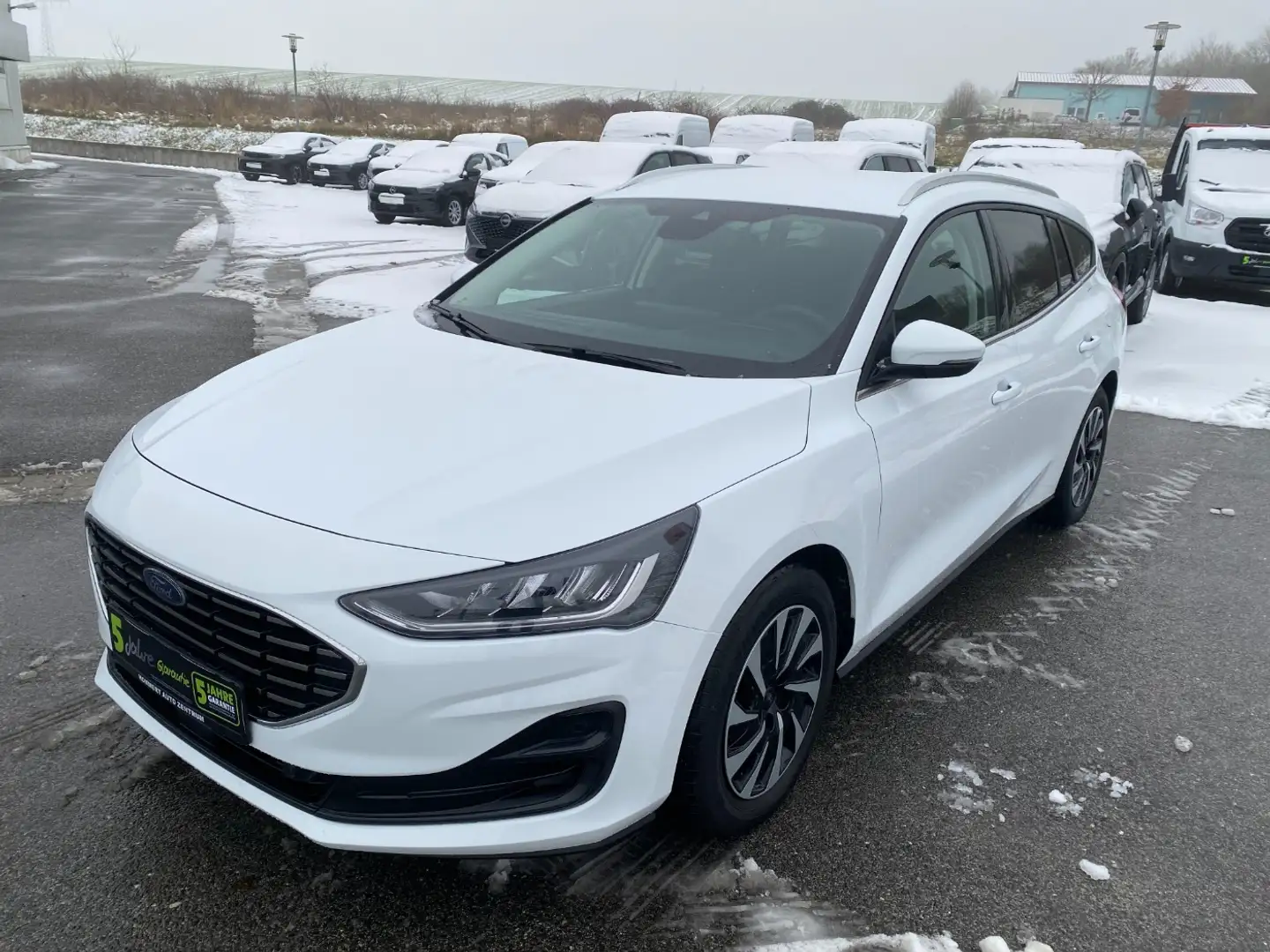 Ford Focus Turnier 1.5 EcoBlue Titanium X ACC+LED+SHZ Blanco - 2