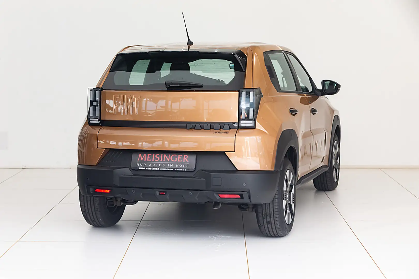 Fiat Grande Panda Hybrid mHEV 110 6-Gang eDCT Icon Rot - 2