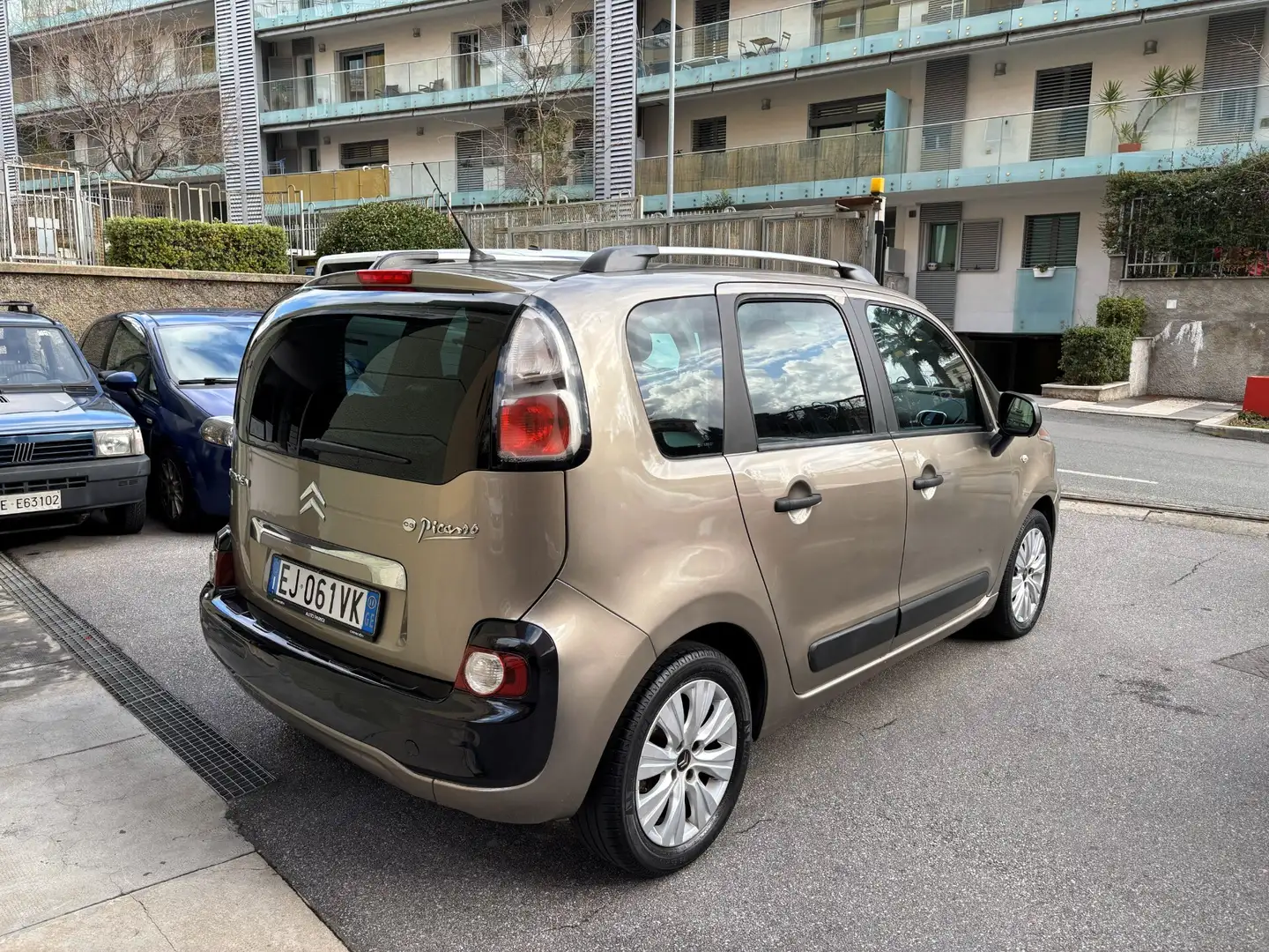 Citroen C3 Picasso C3 Picasso 1.6 HDi 90 Seduction Bronzo - 2