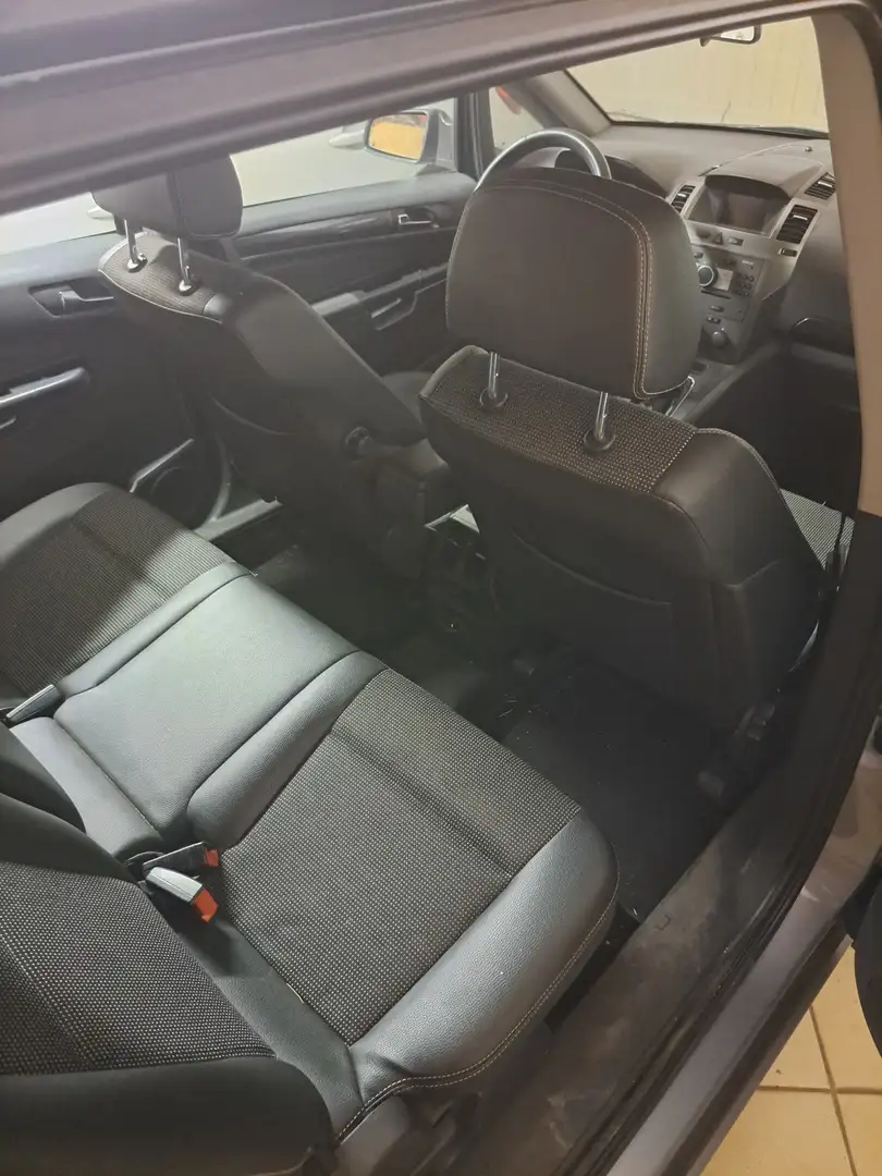 Opel Zafira Zafira 1.9 cdti Cosmo 120cv Grigio - 1