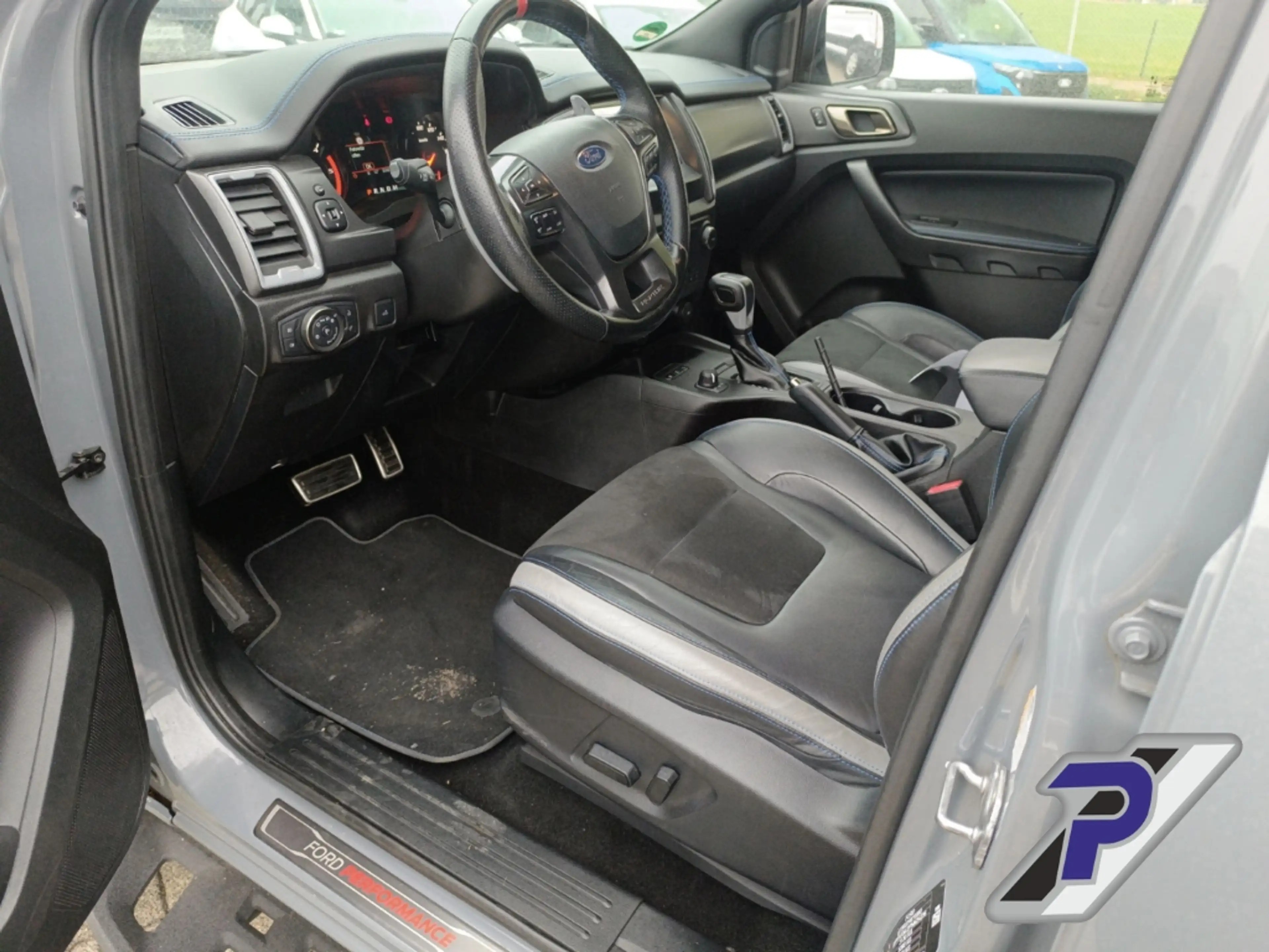 Ford Ranger Raptor Doppelkabine 4x4 RAPTOR-PAKET+AHK+LED Navi — photo 11