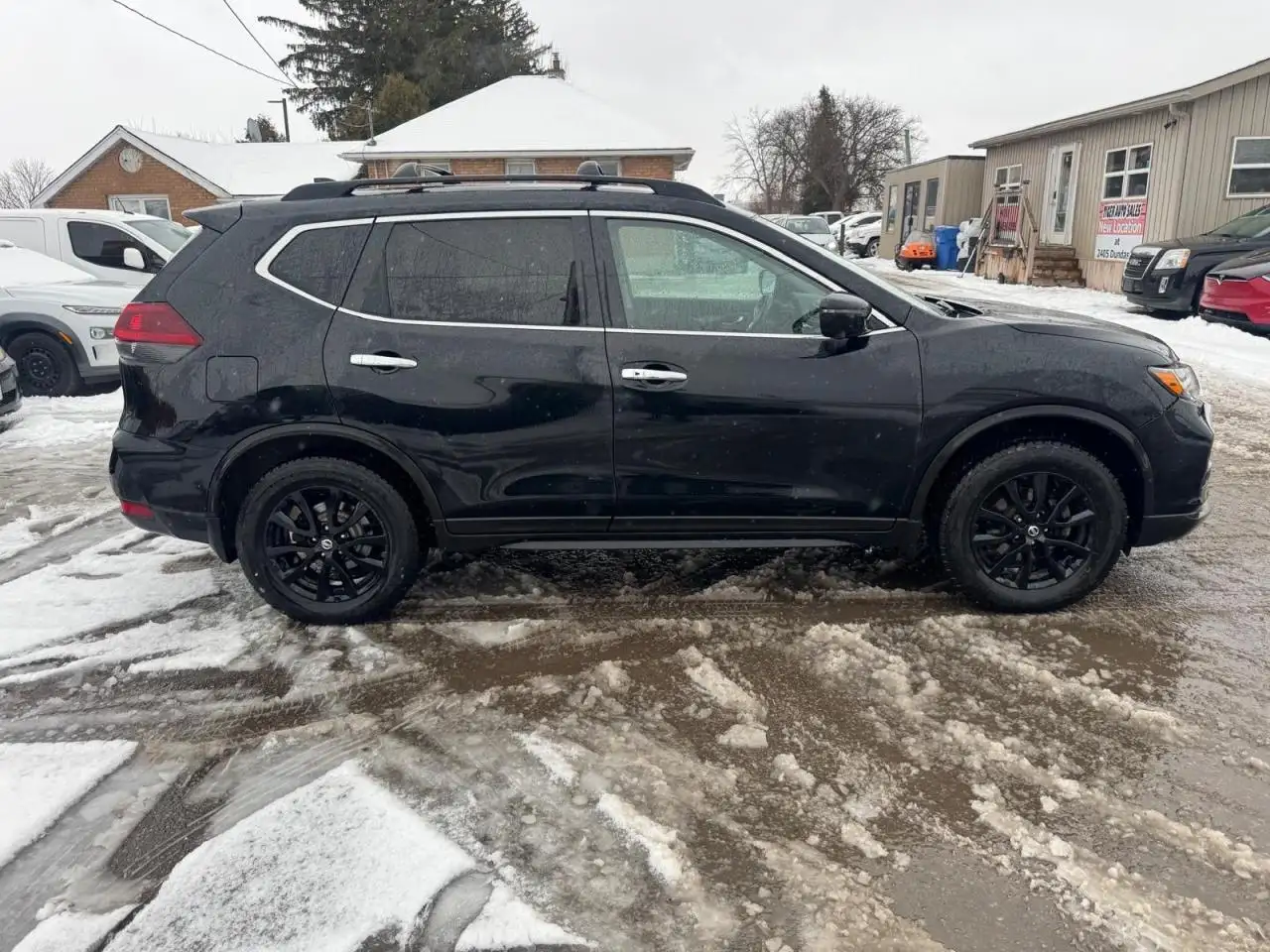 Nissan Rogue снимка Nissan Rogue