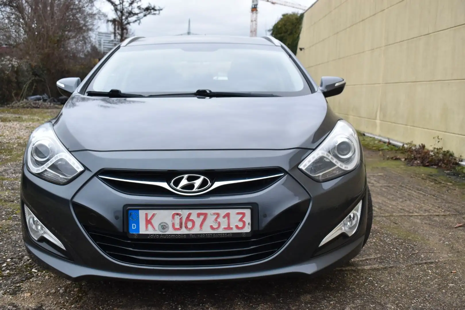 Hyundai i40 cw 1.6 GDI Klima PDC TÜV 08/26 Grau - 2