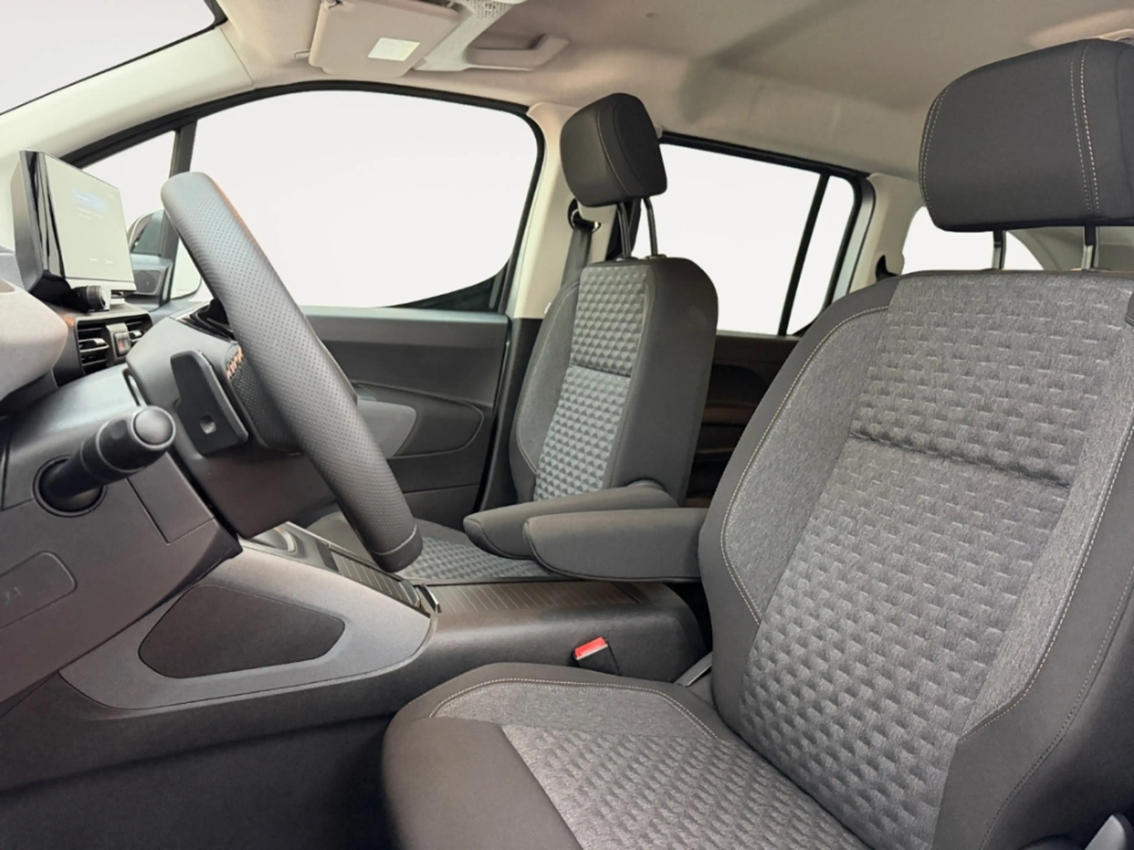 Peugeot Rifter Allure GT 7-Sitzer AUTOMATIK NAV LED DIG-DISPLAY K — photo 9