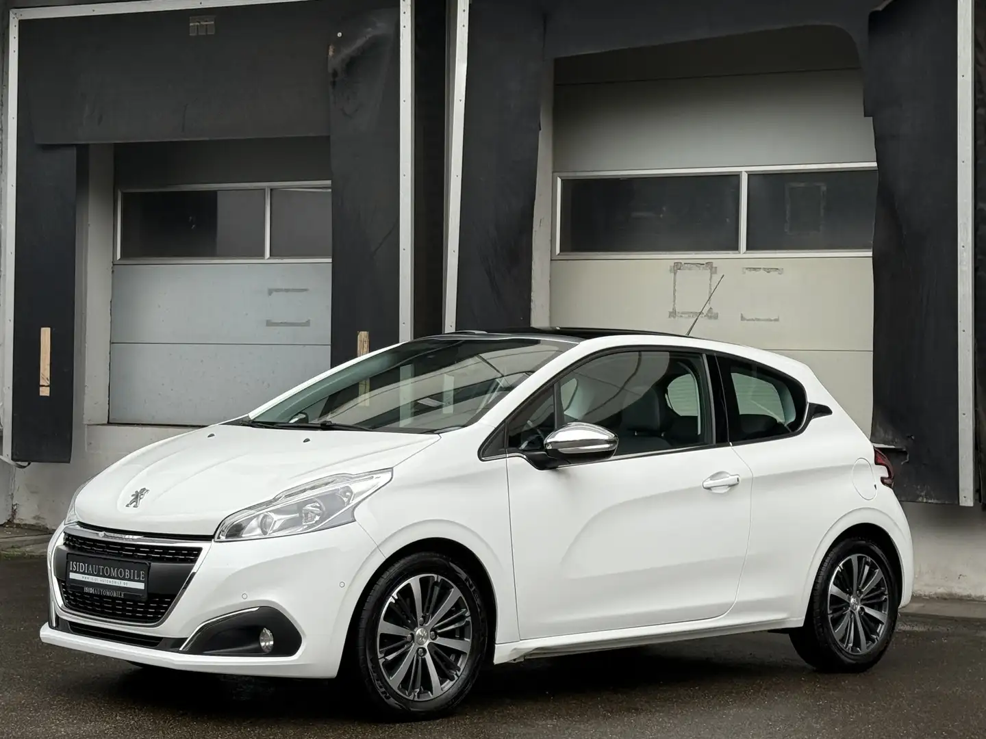 Peugeot 208 Allure Navi Sitzheizung Kamera Pano Tempomat Weiß - 2