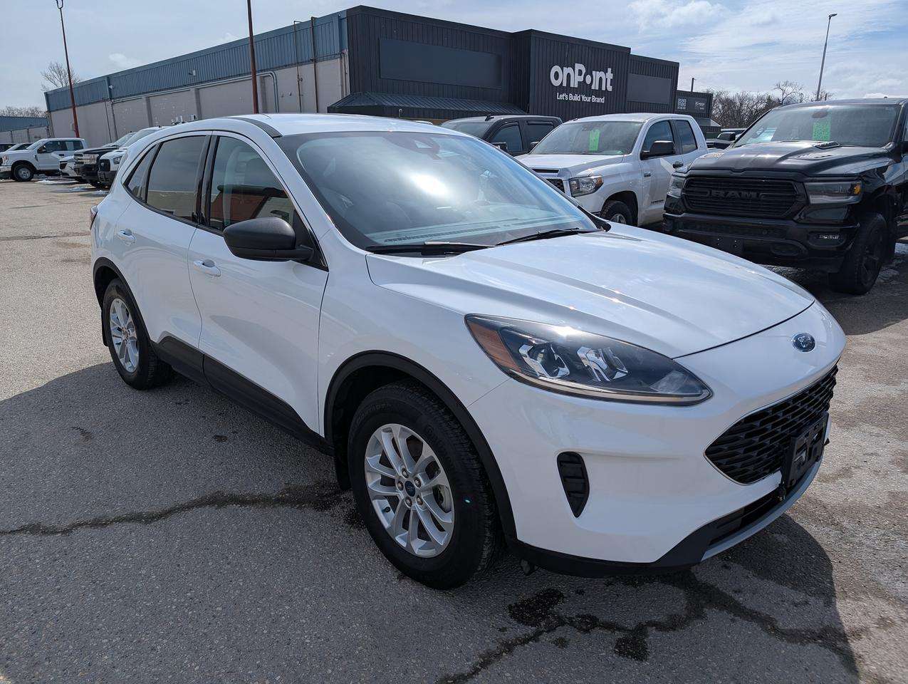 2022 Ford Escape SE AWD | Manitoba owned — снимка 1