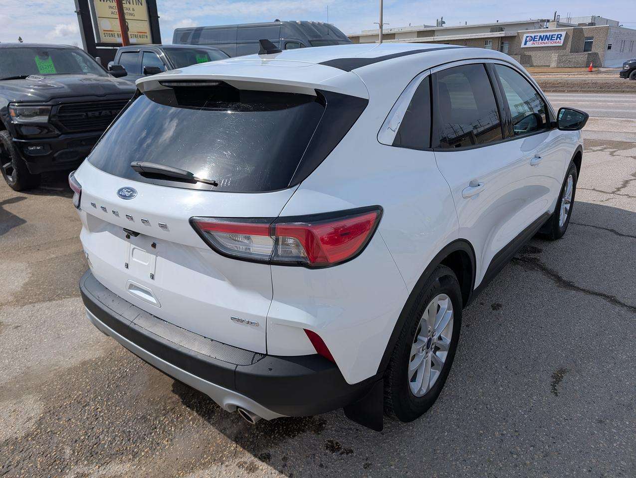 2022 Ford Escape SE AWD | Manitoba owned — снимка 1